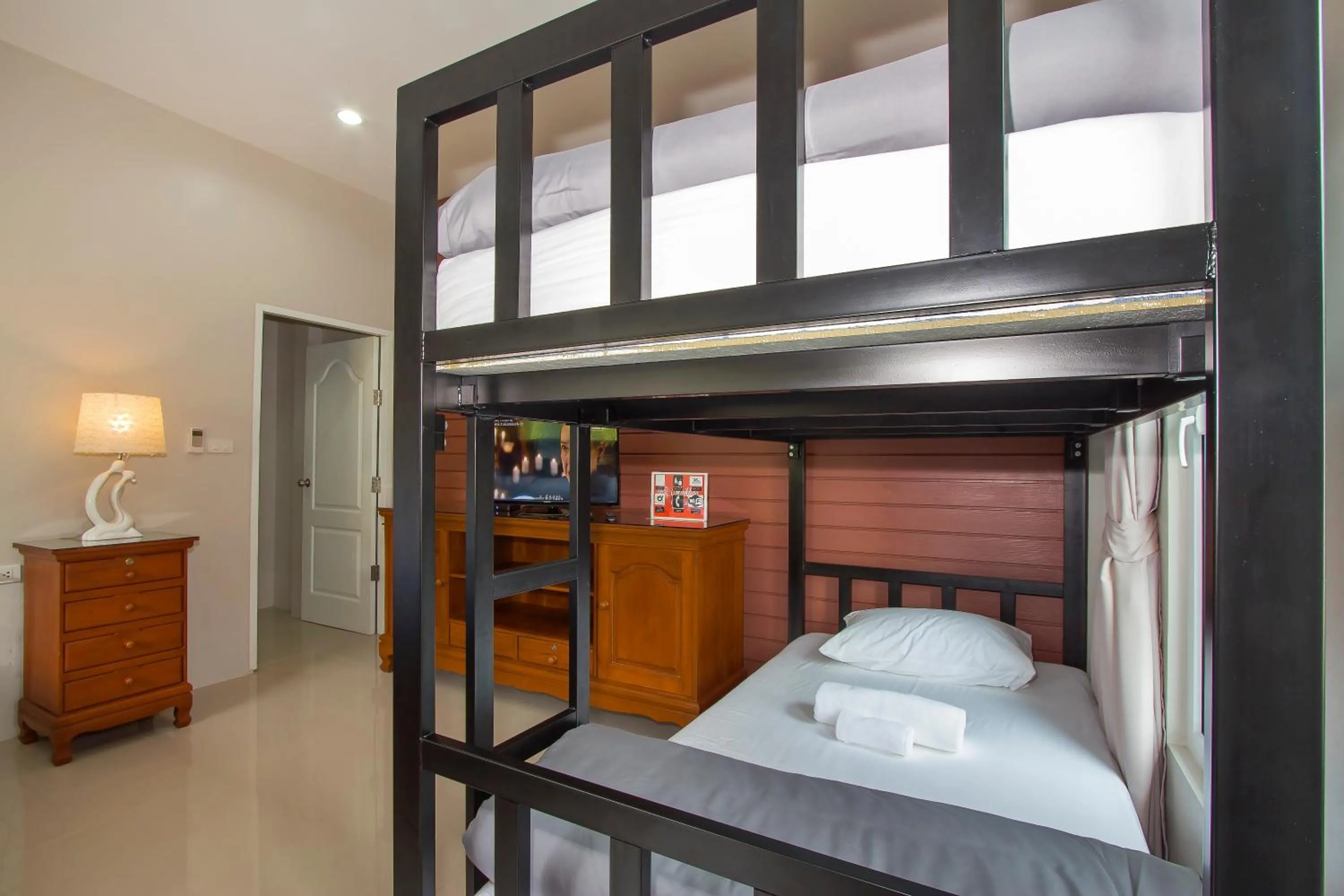 Bedroom, Bed in Maikhao Home Garden Bungalow