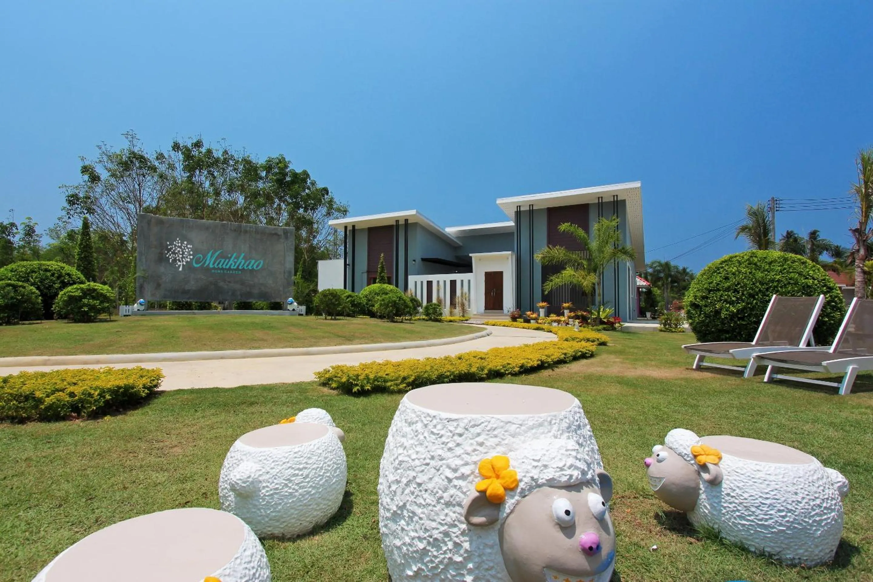 Facade/entrance in Maikhao Home Garden Bungalow