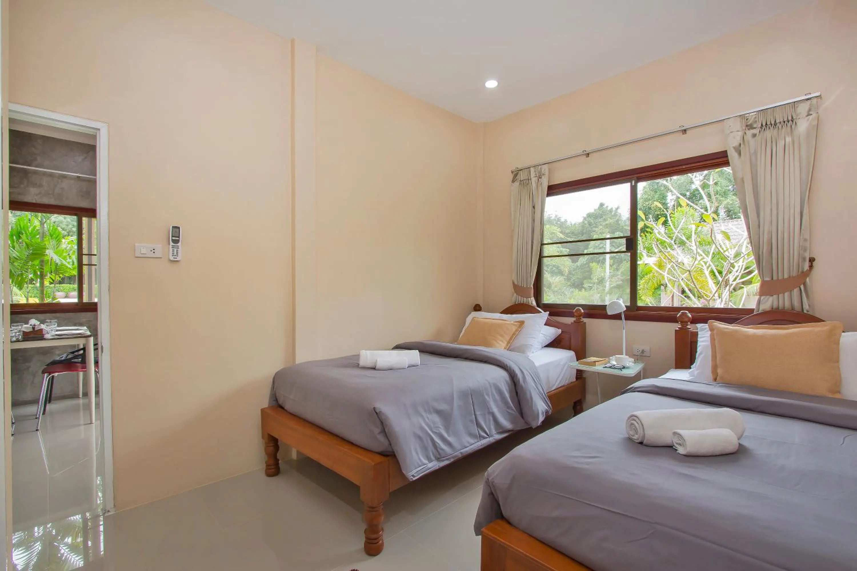 Bedroom, Bed in Maikhao Home Garden Bungalow