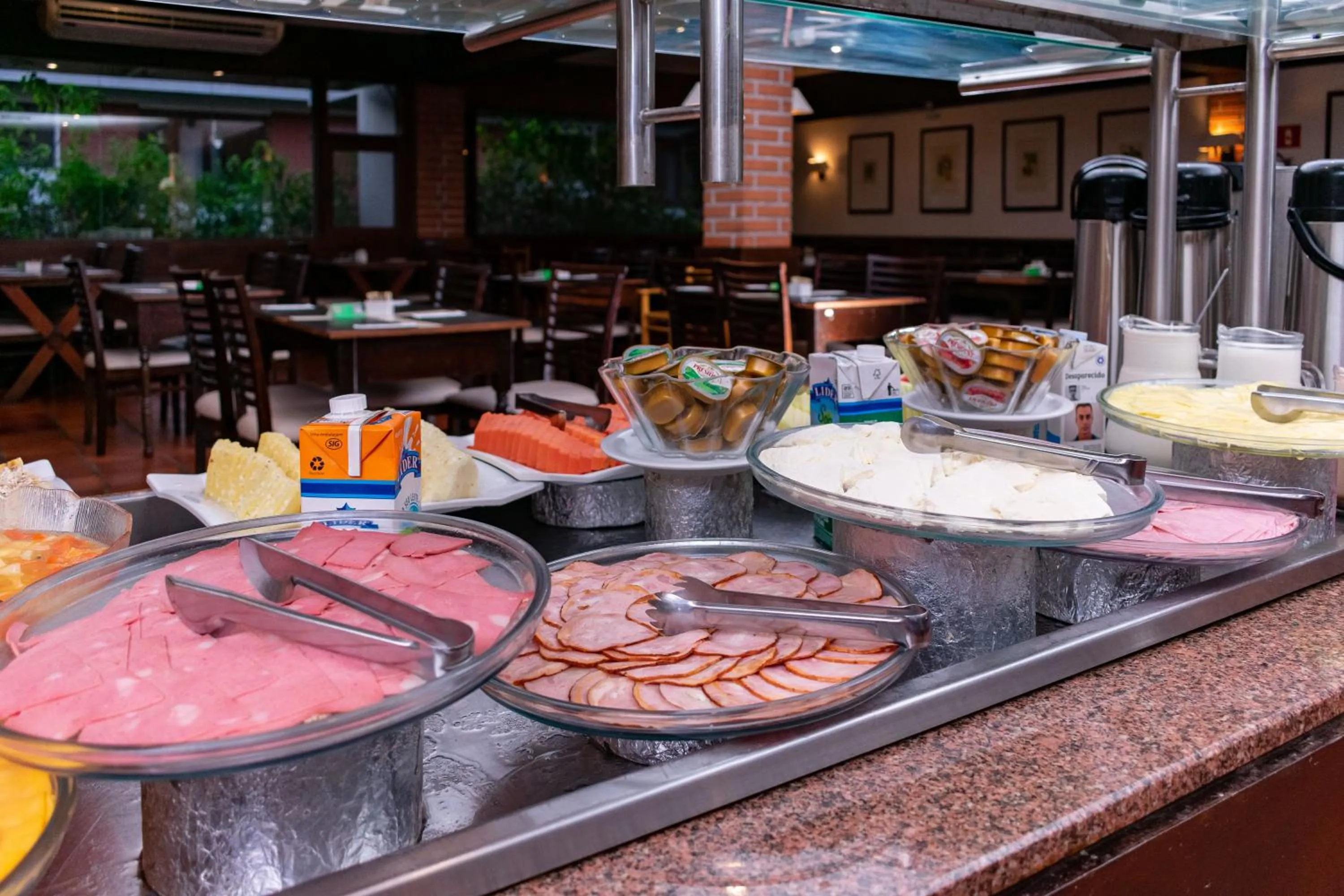 Breakfast in Hotel Colonial Iguaçu