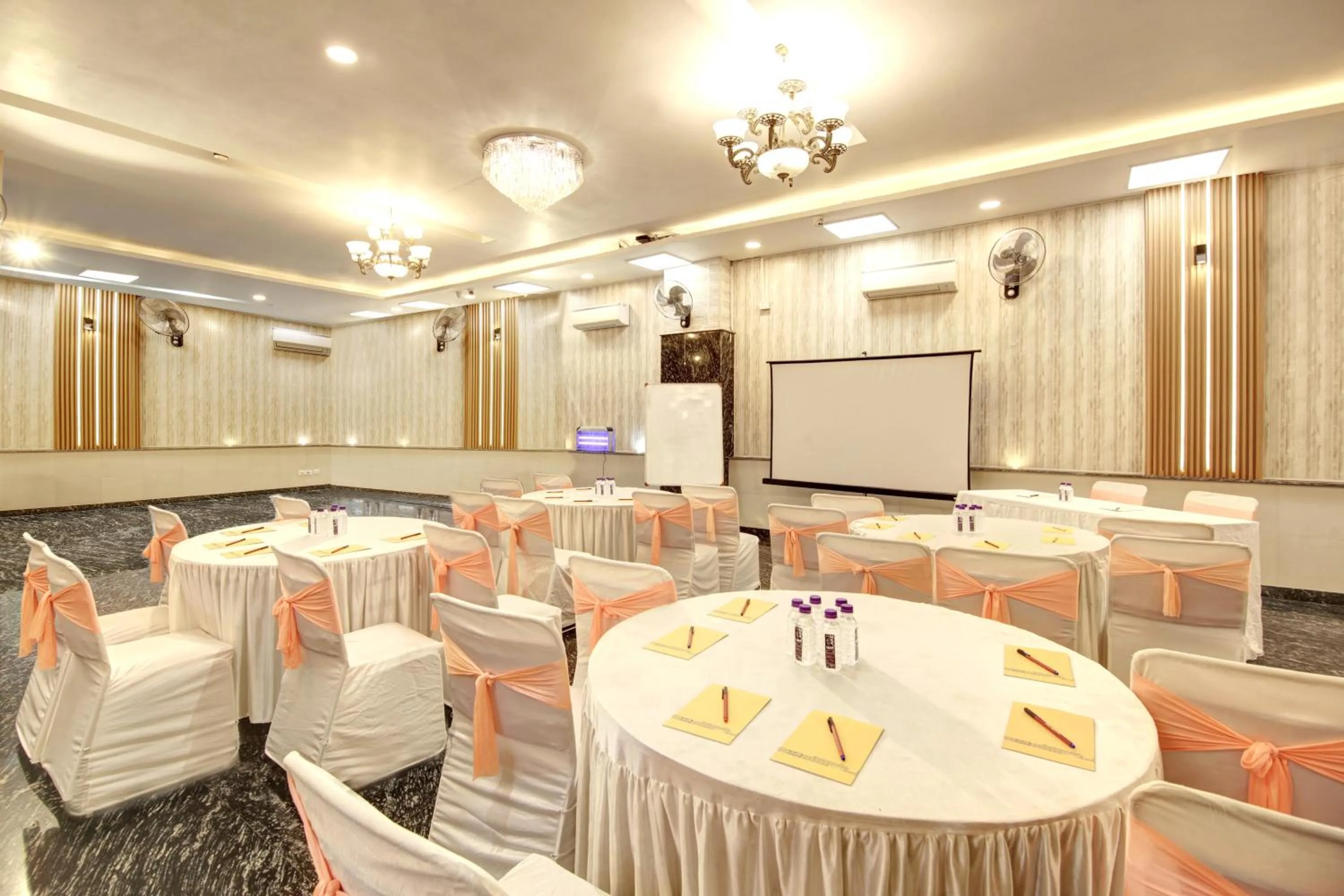Meeting/conference room in Hotel Grand Manor