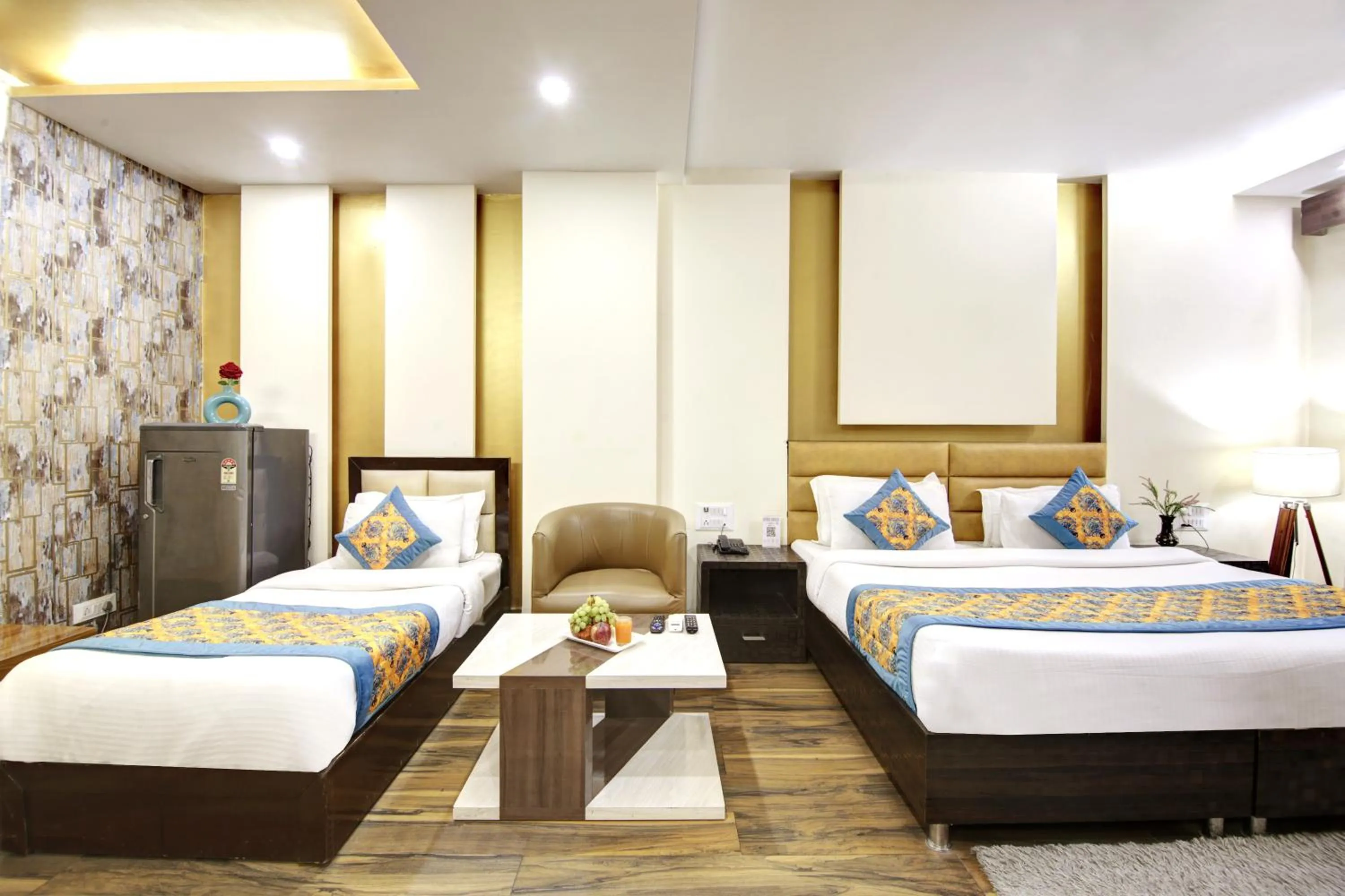 Bed in Hotel Grand Manor