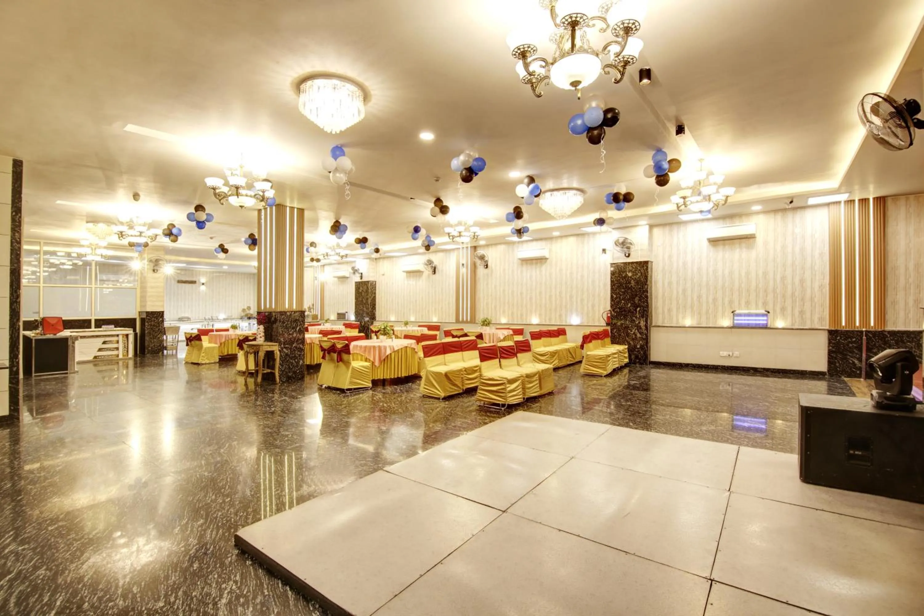 Banquet/Function facilities in Hotel Grand Manor