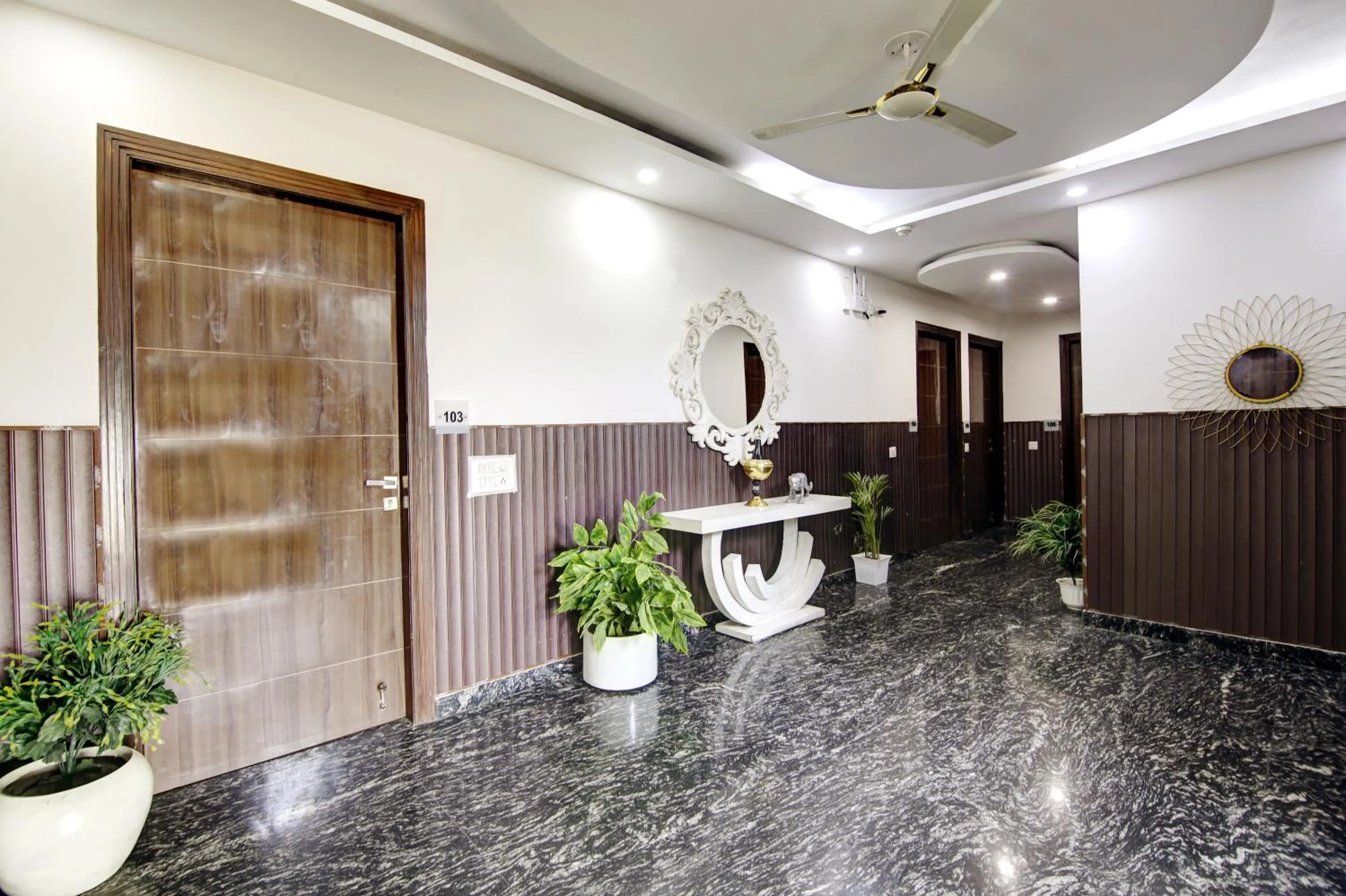 Lobby or reception in Hotel Grand Manor