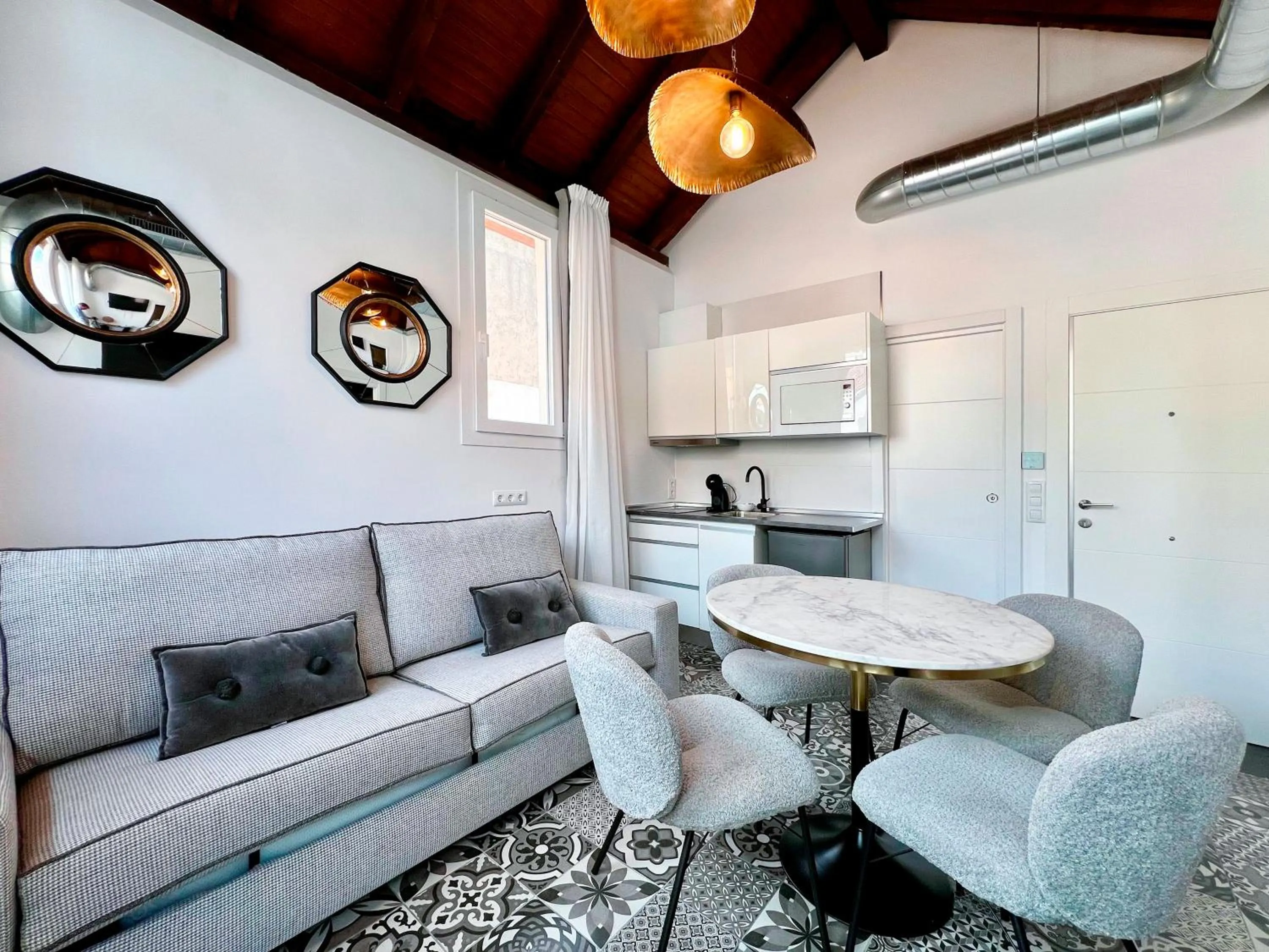 Kitchen or kitchenette in Apartamentos Realejo Campo del Príncipe 3000