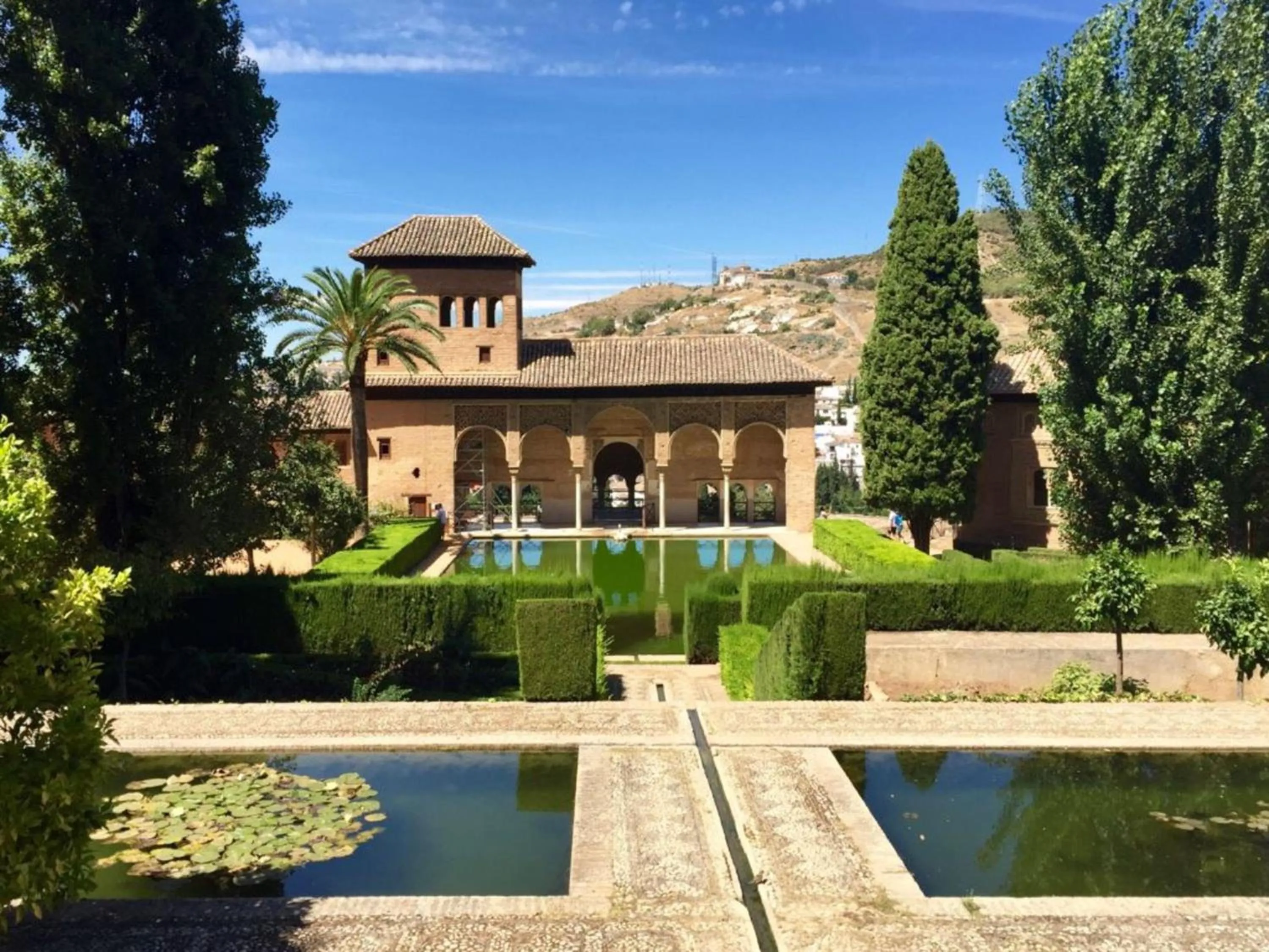 Nearby landmark in Apartamentos Realejo Campo del Príncipe 3000
