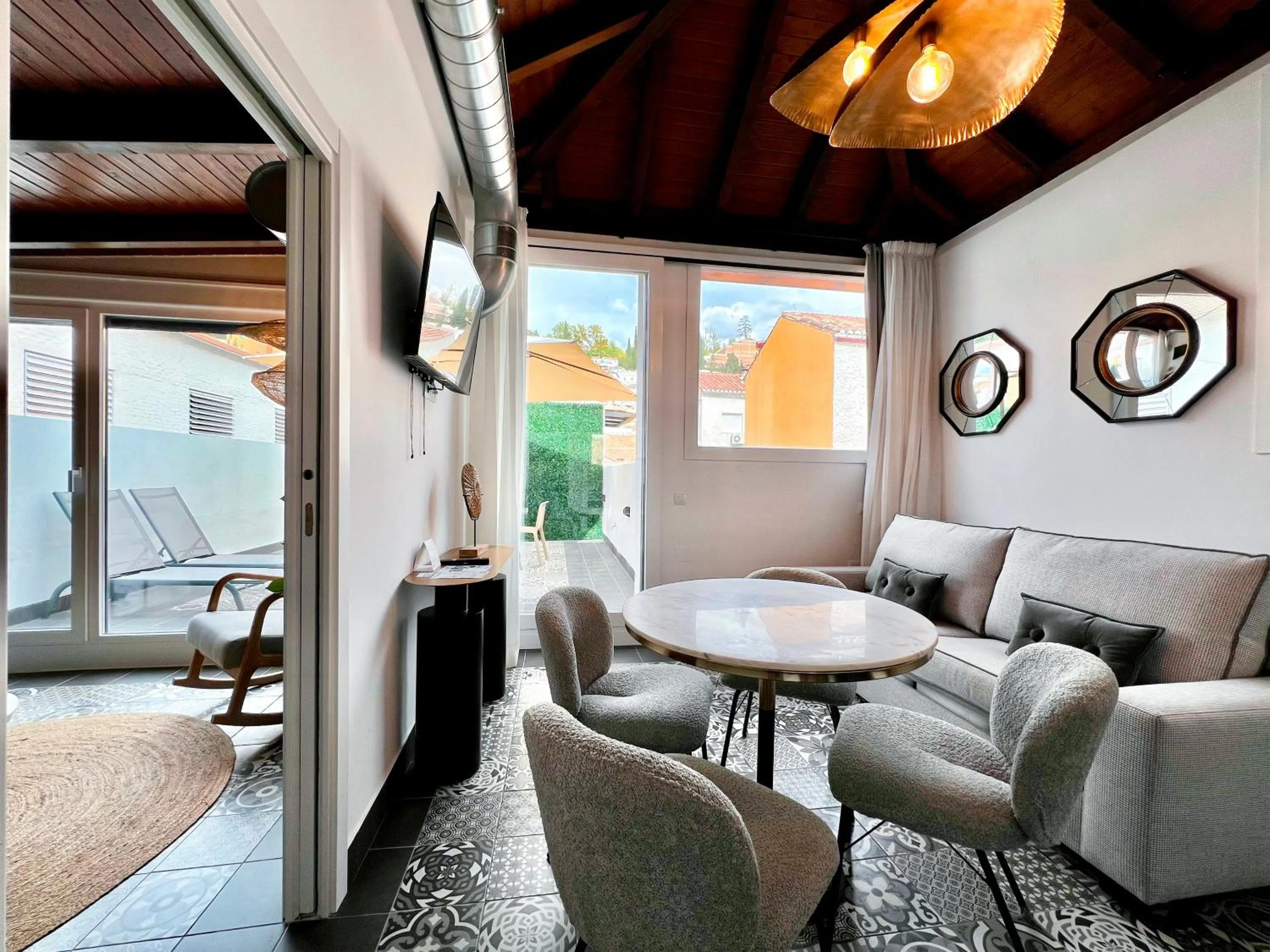 TV and multimedia in Apartamentos Realejo Campo del Príncipe 3000