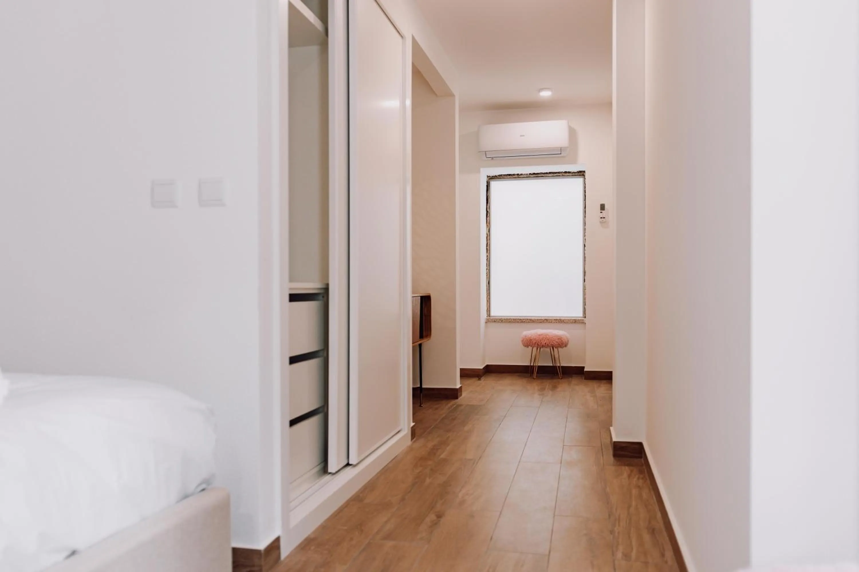 storage, Bed in Quinta dos Sinçais