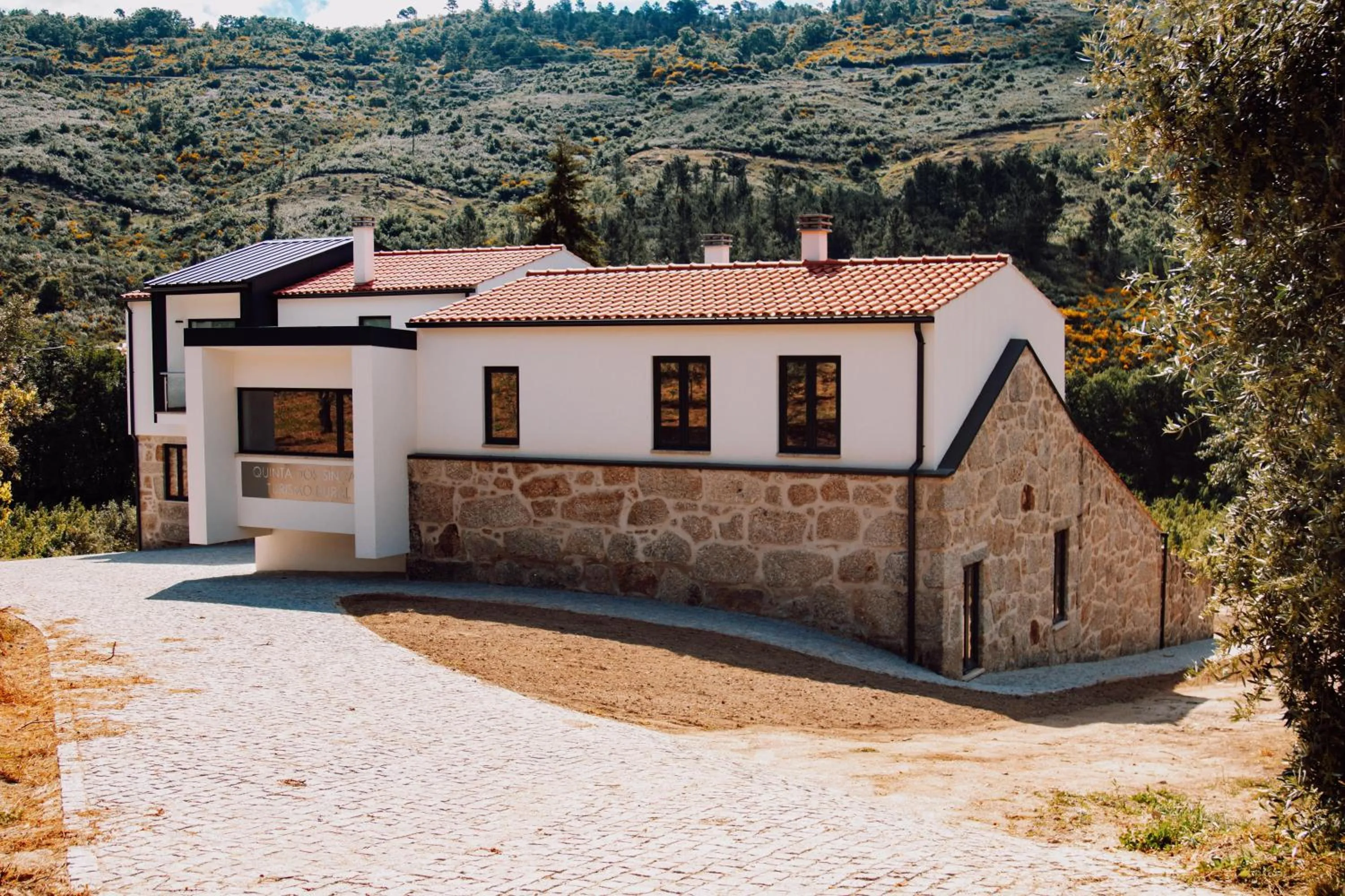 Property building in Quinta dos Sinçais