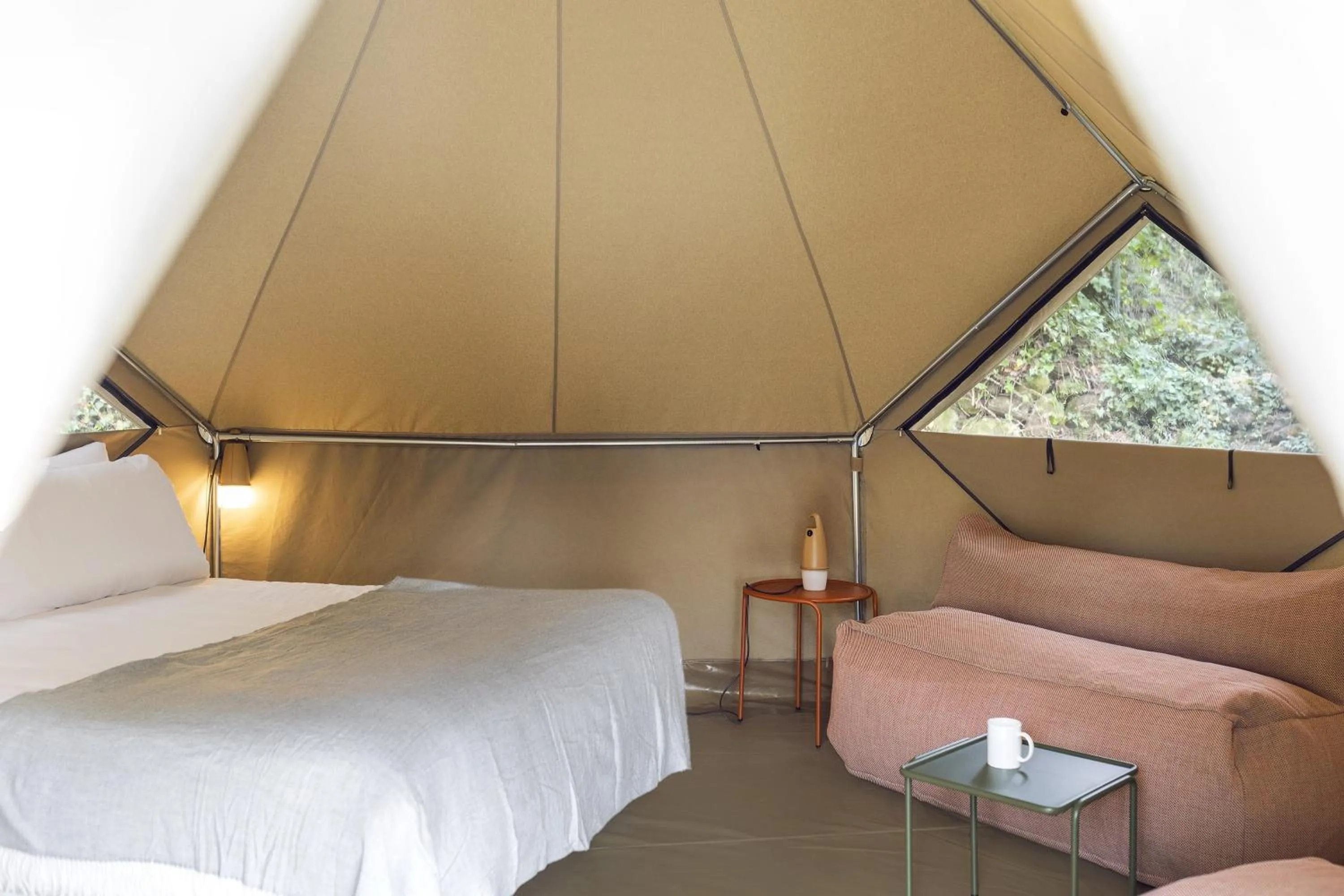 Photo of the whole room, Bed in Wecamp San Sebastián