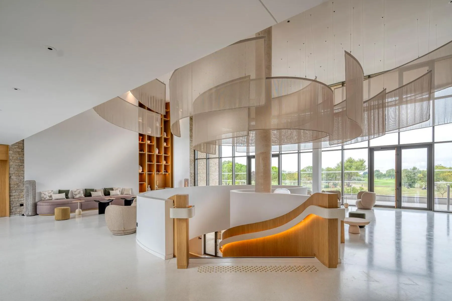 Lobby or reception in Hôtel Horizon Resort Massane & Spa