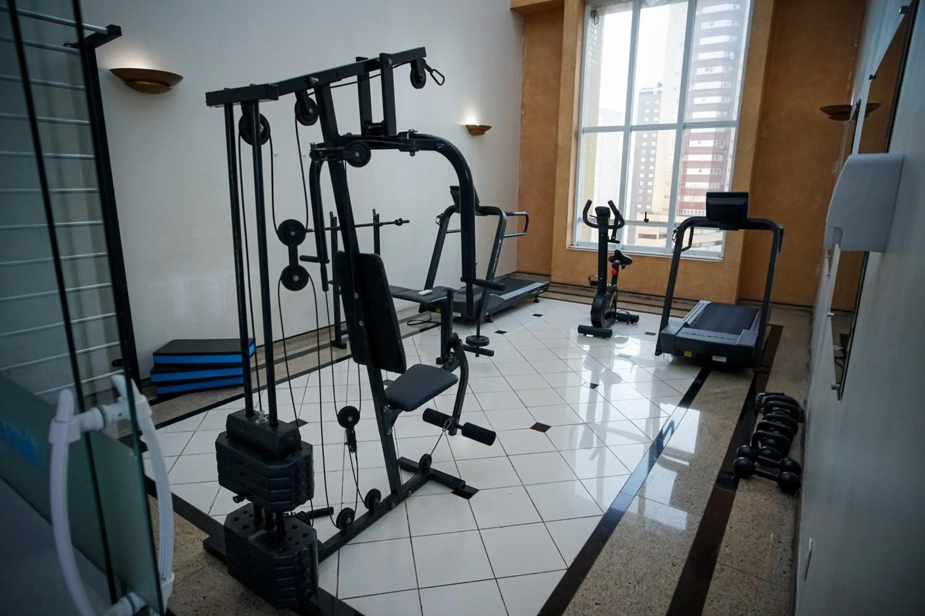Fitness centre/facilities in Hotel Euro Suite Campinas by Nacional Inn - Próximo ao Cambuí