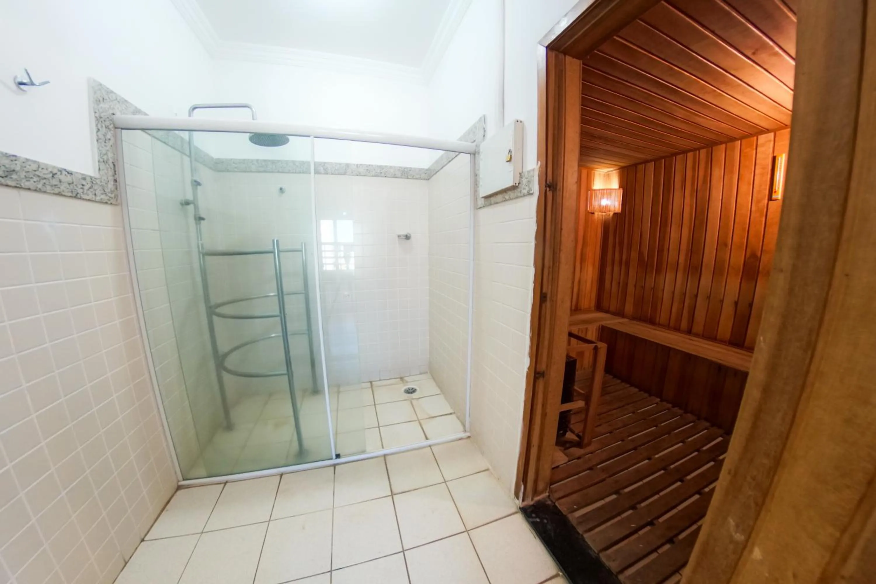 Sauna in Hotel Euro Suite Campinas by Nacional Inn - Próximo ao Cambuí