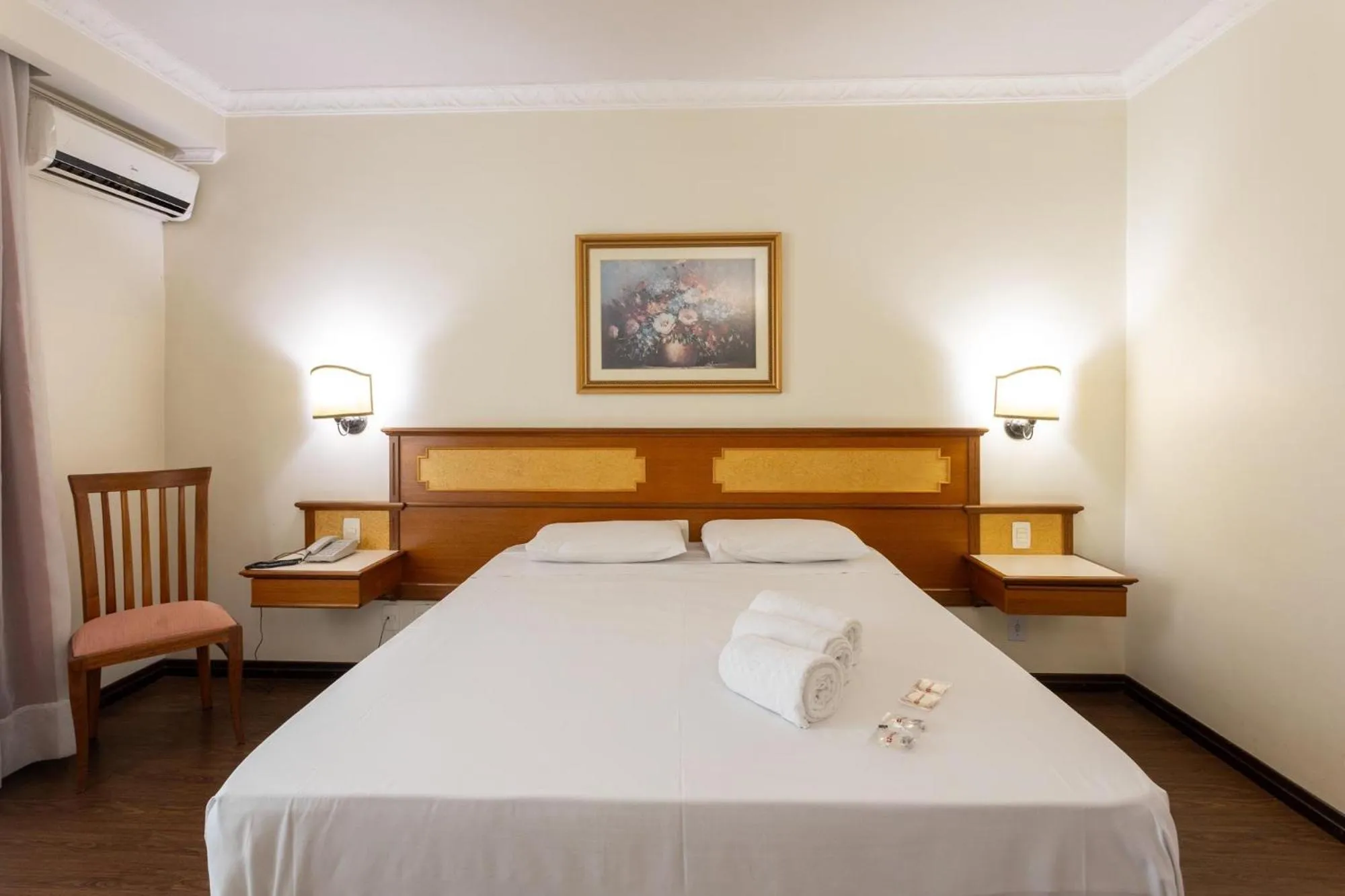 Bedroom, Bed in Hotel Euro Suite Campinas by Nacional Inn - Próximo ao Cambuí