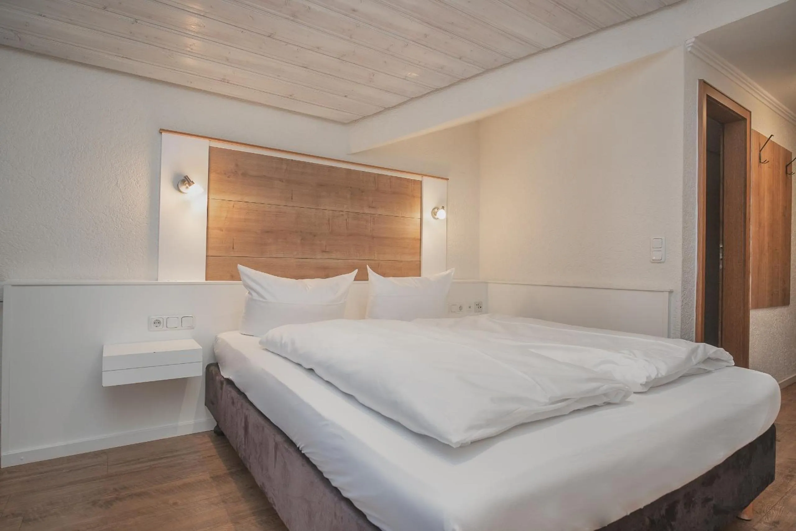 Bedroom, Bed in Trail Hotel Oberstaufen