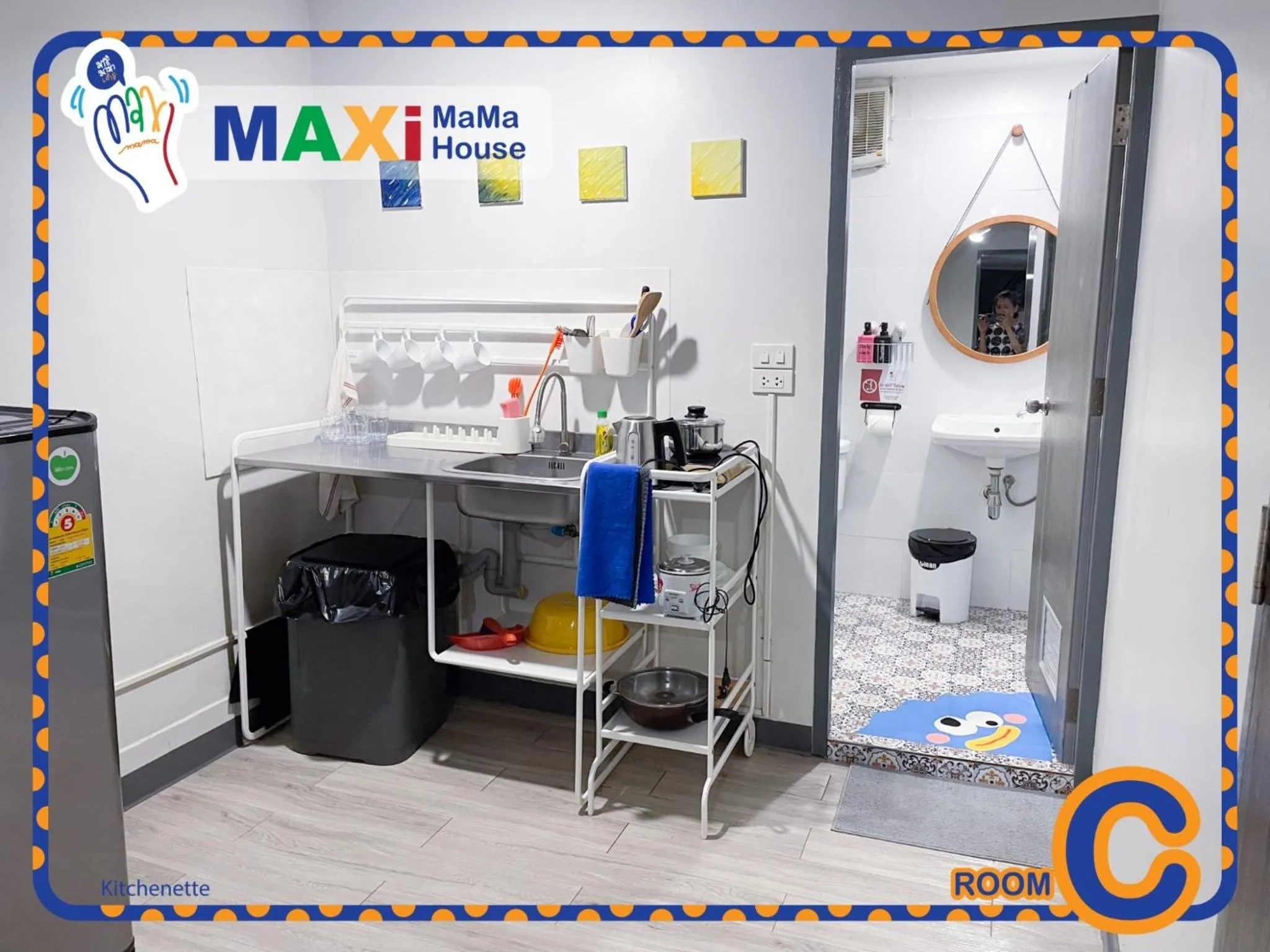 Kitchen or kitchenette in MAXi MaMa House