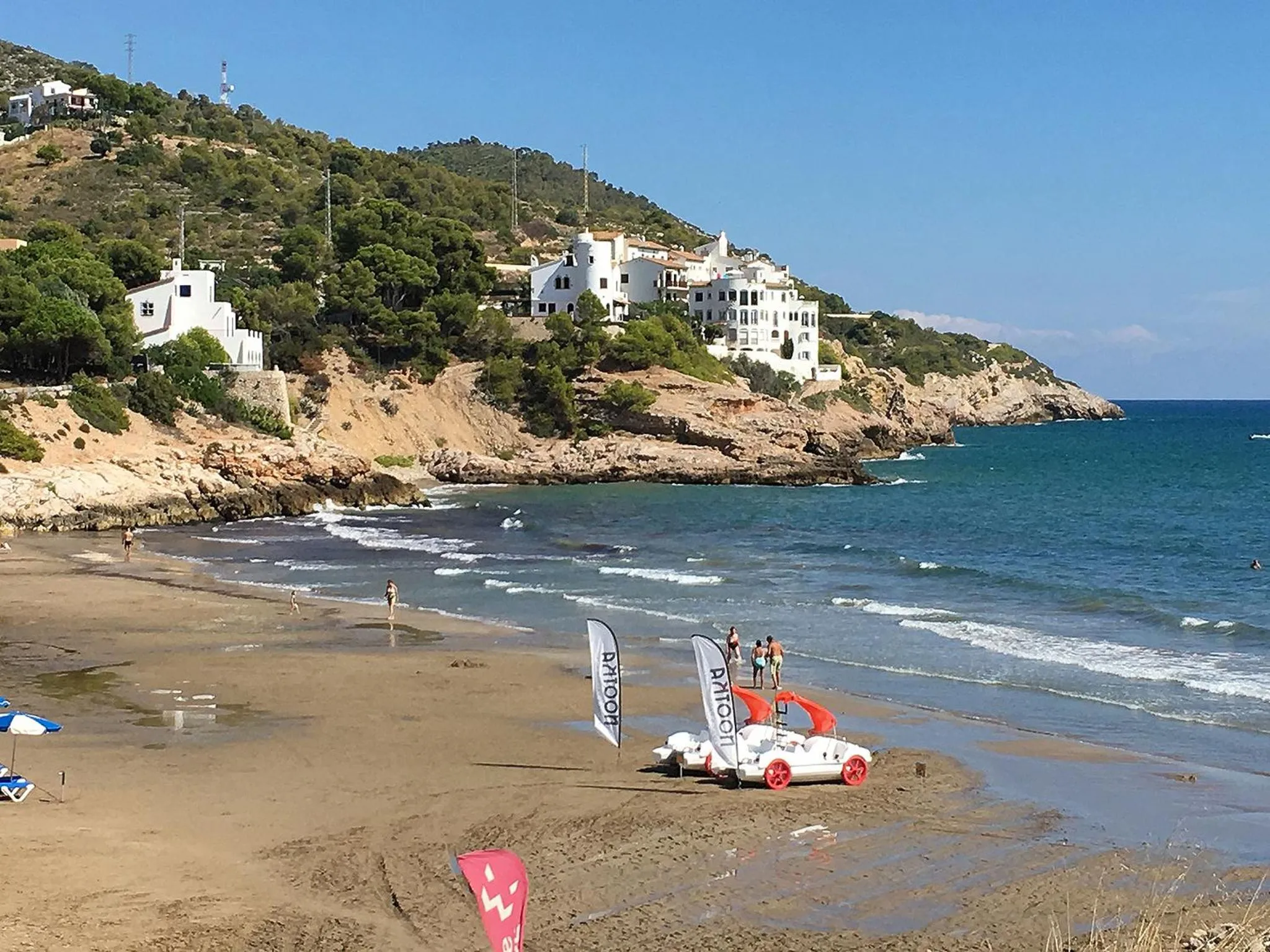 Beach in Apartment Oscar