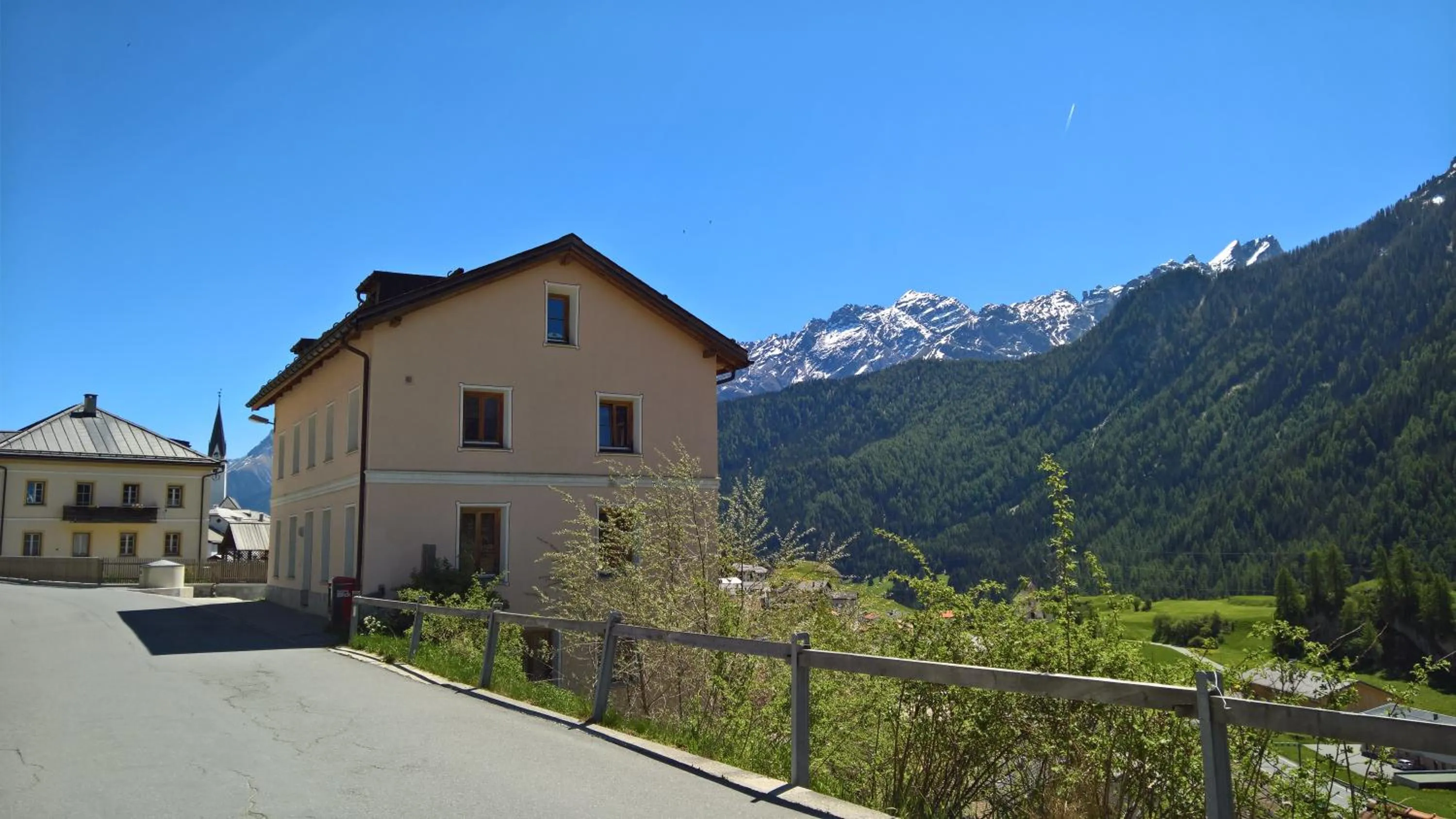 Property building in B&B Chasa Arfusch