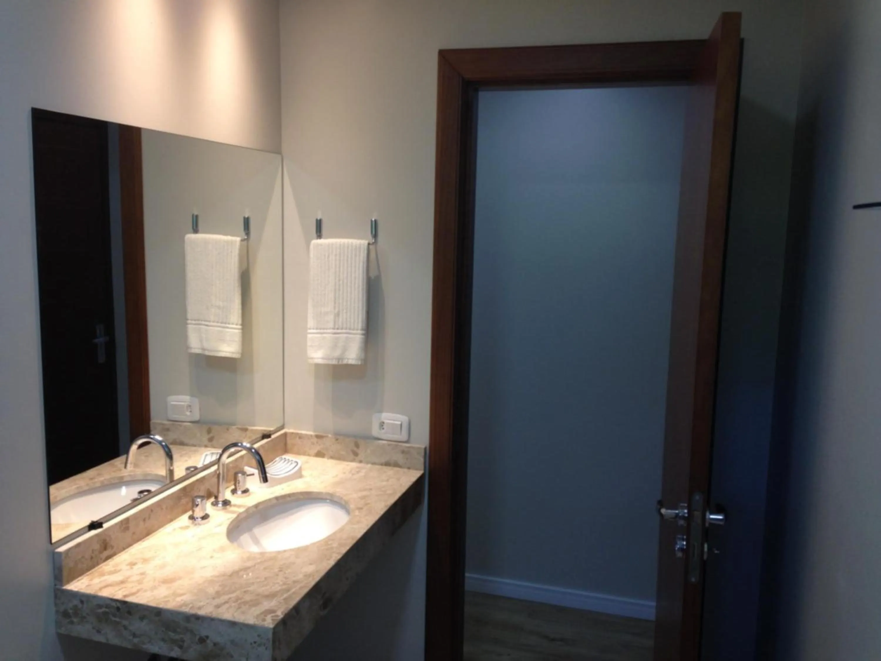 Bathroom in Pousada Caminho dos Plátanos