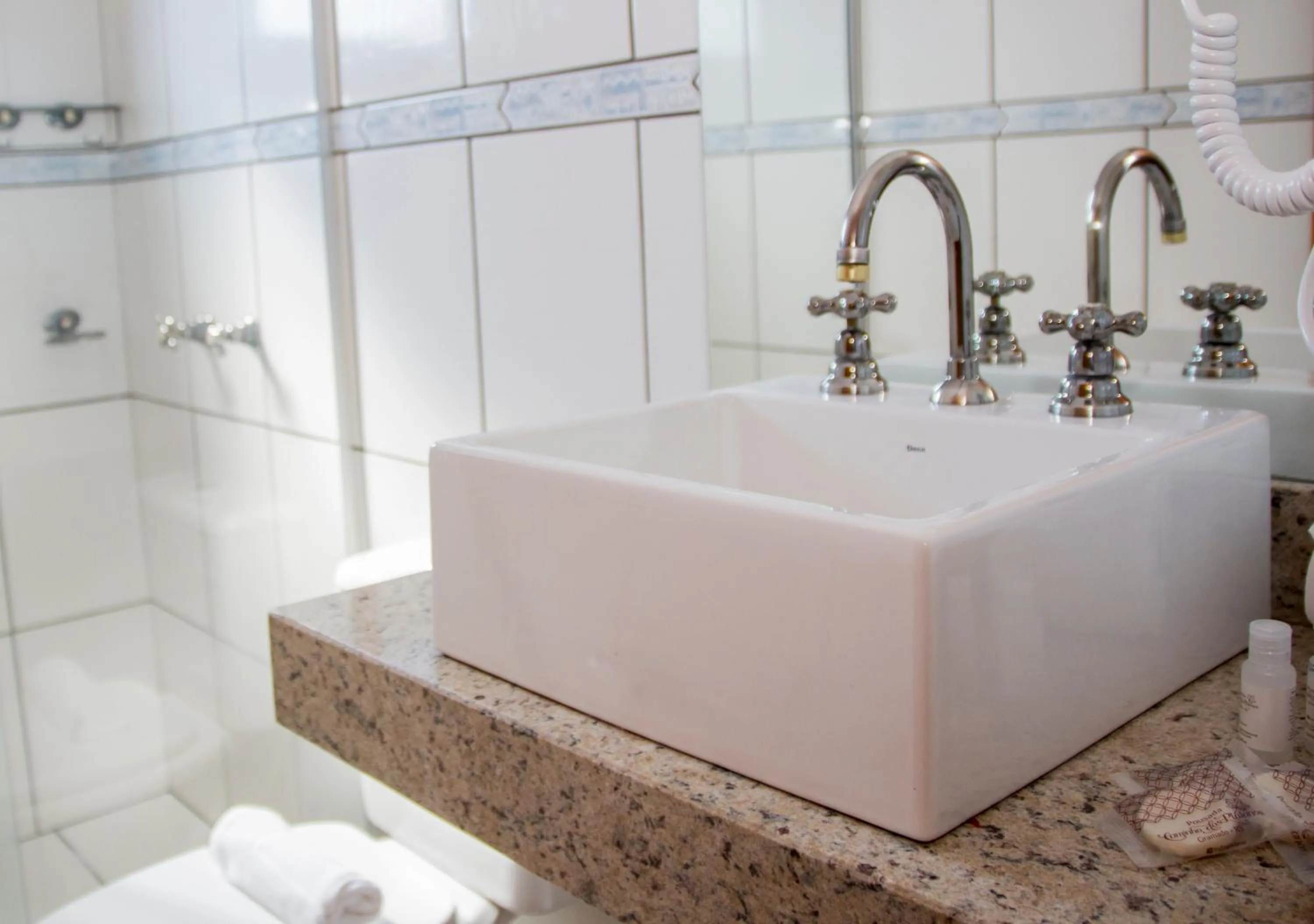 Bathroom in Pousada Caminho dos Plátanos