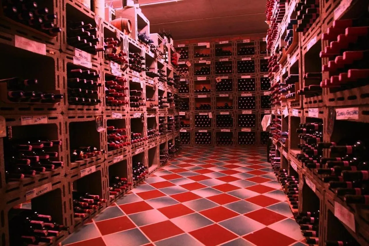 Alcoholic drinks in Al Brunello