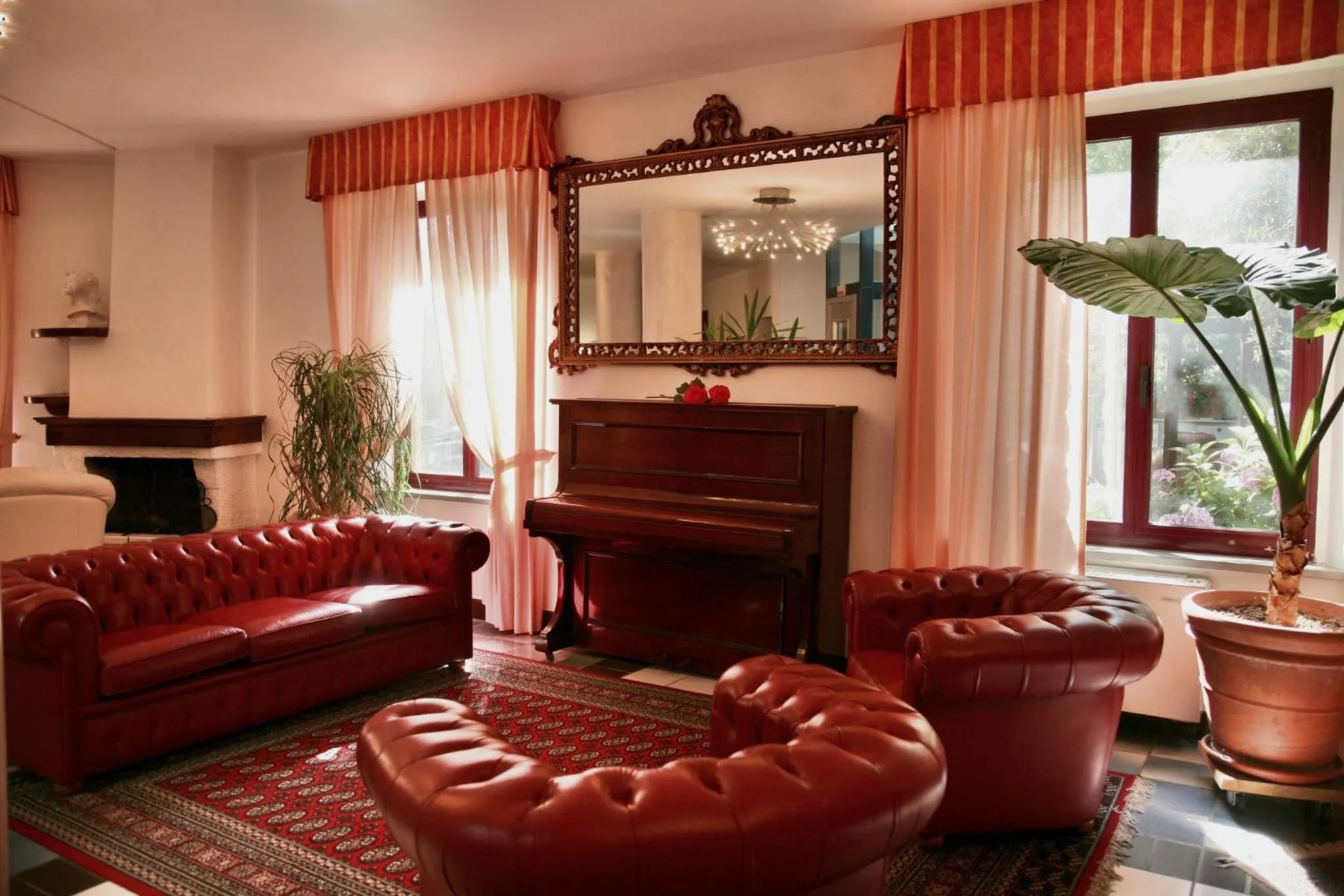 Communal lounge/ TV room in Al Brunello