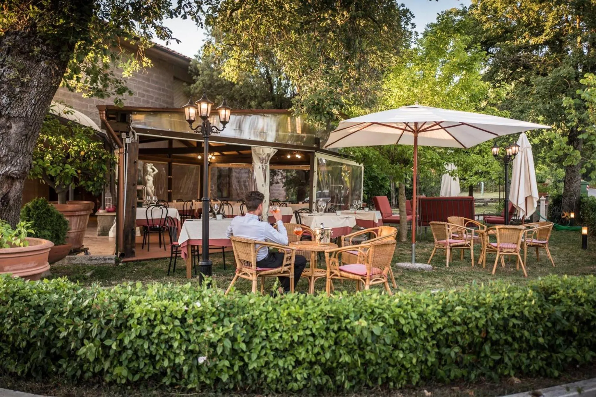 Restaurant/places to eat in Al Brunello