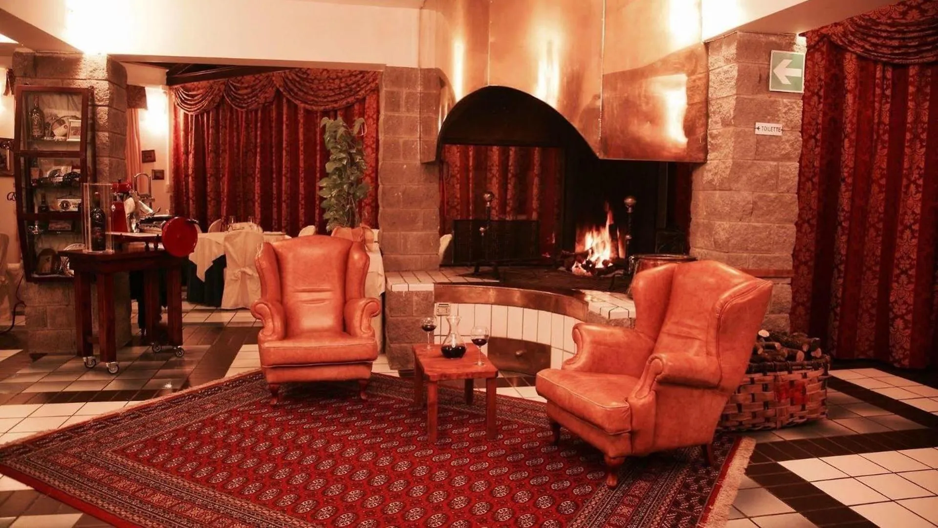 Communal lounge/ TV room in Al Brunello