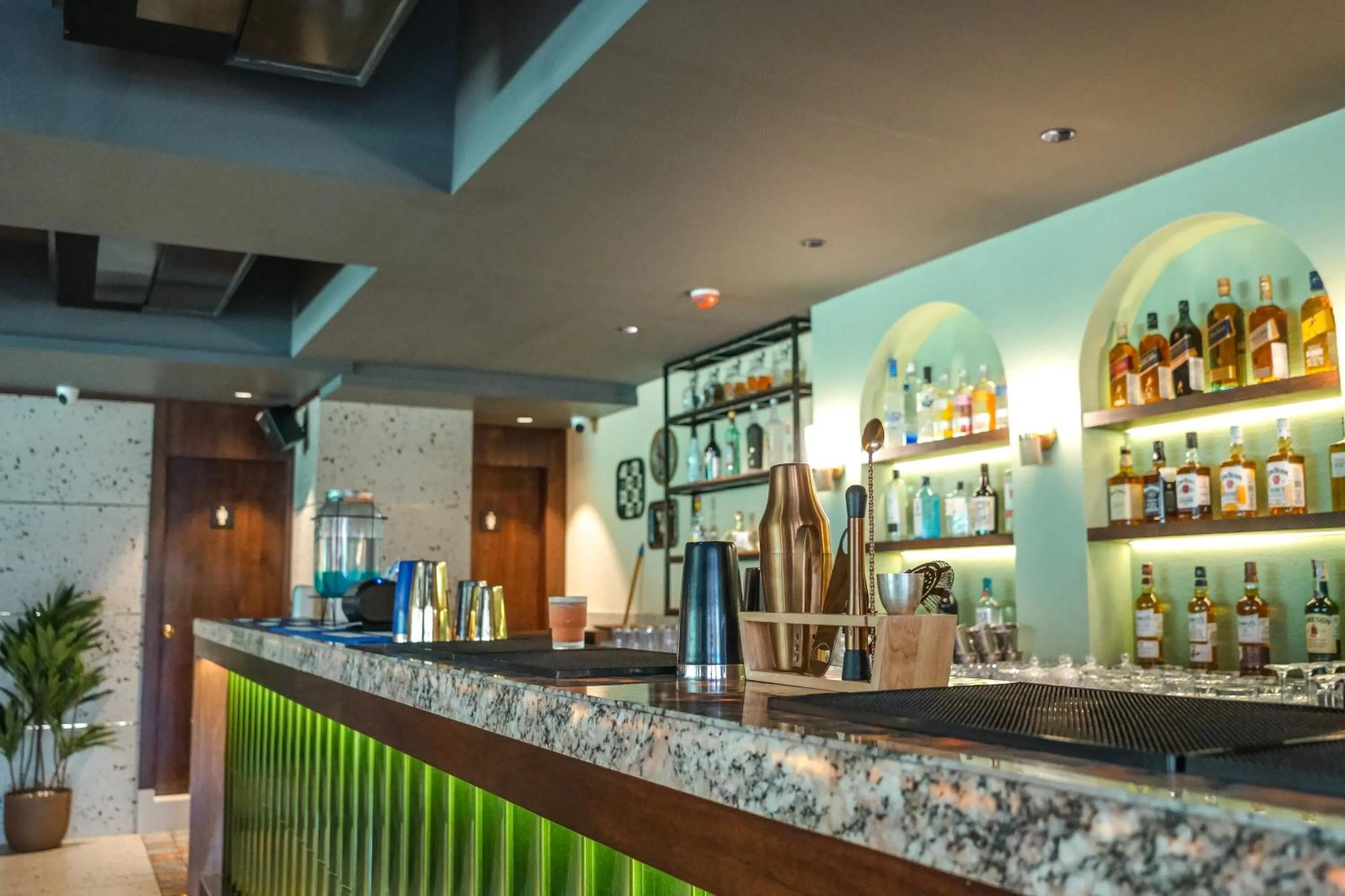 Nightclub / DJ in InstaFeel Hotel