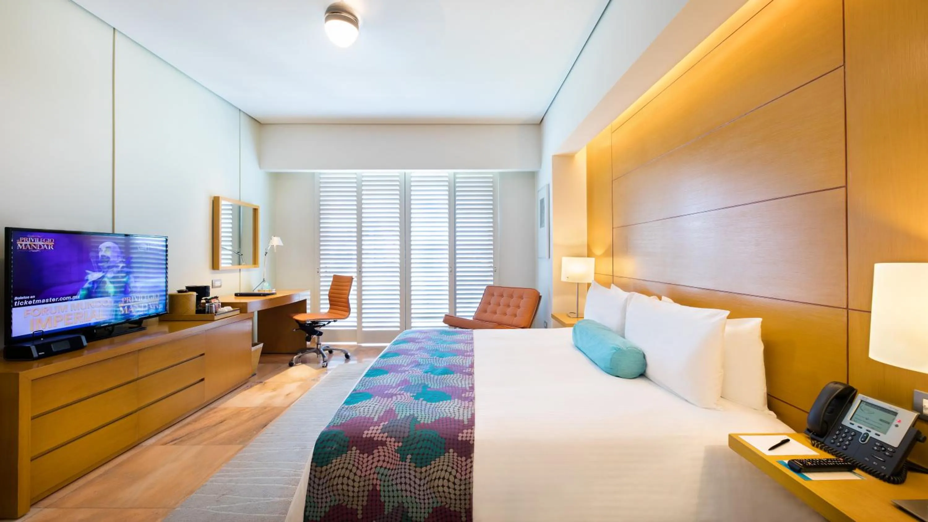 Photo of the whole room, Bed in Palacio Mundo Imperial Riviera Diamante Acapulco All Inclusive