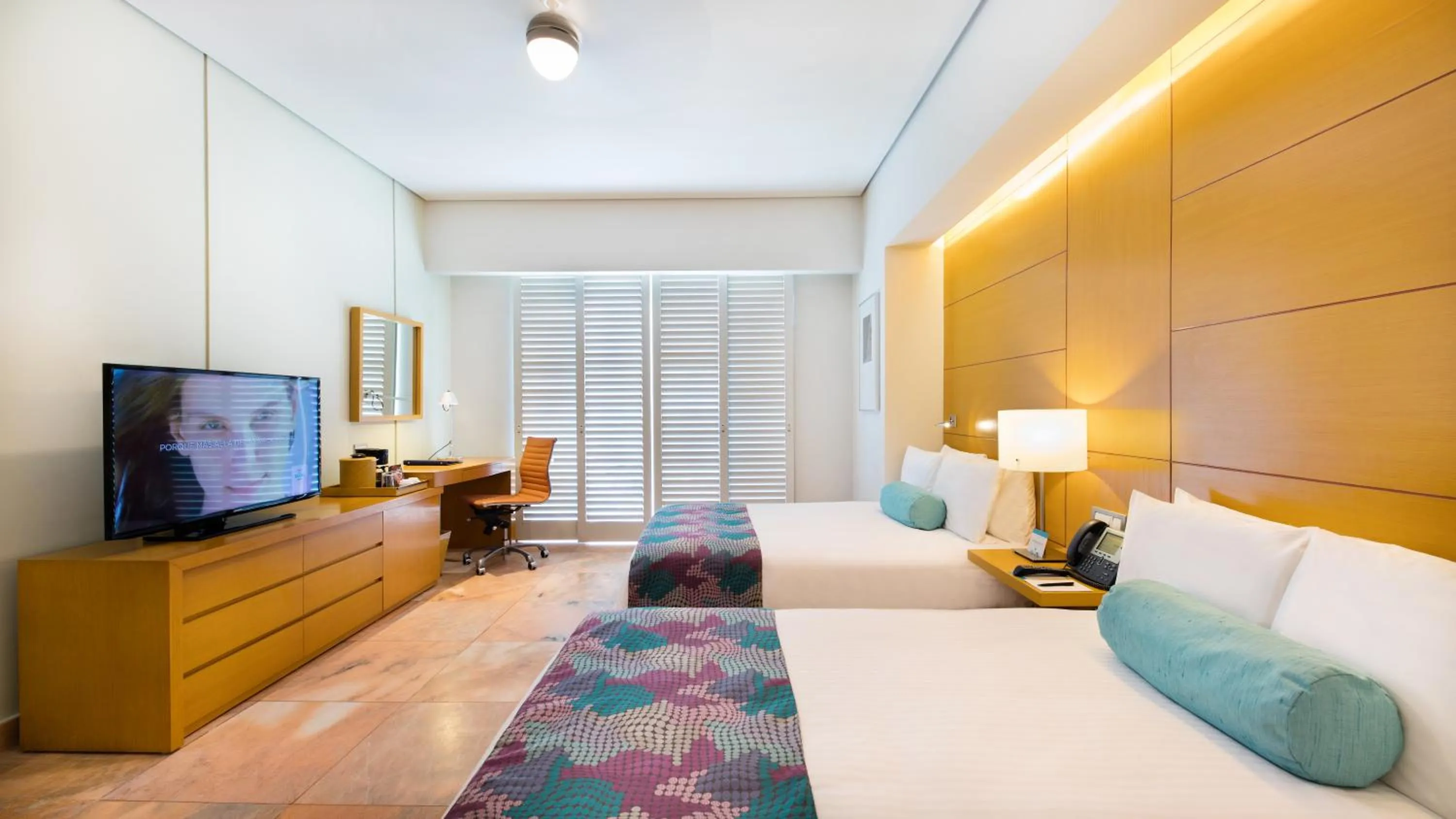 Photo of the whole room, Bed in Palacio Mundo Imperial Riviera Diamante Acapulco All Inclusive