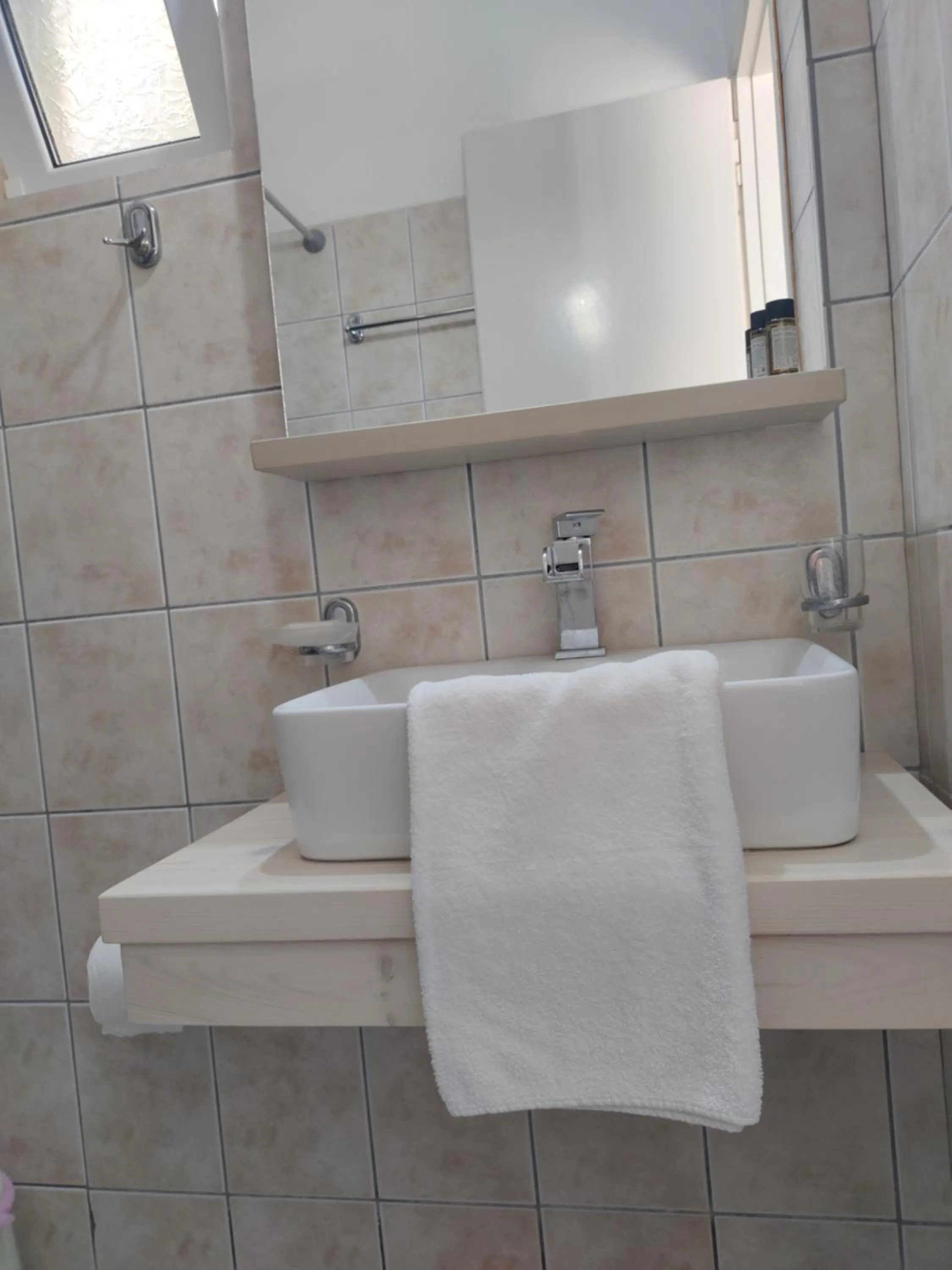 Bathroom in Captain Nick Aparthotel