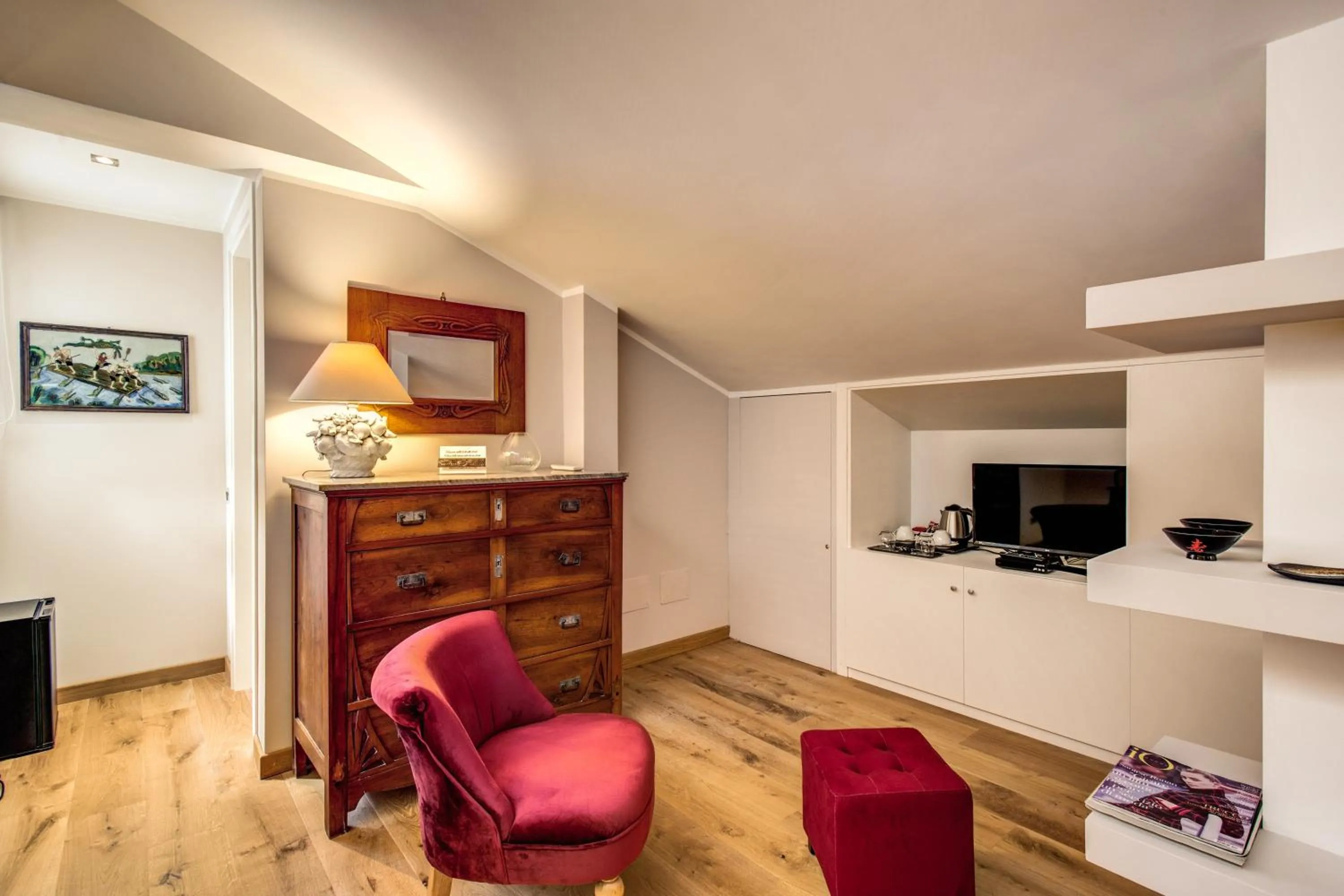 Photo of the whole room in La Gaura Guest House