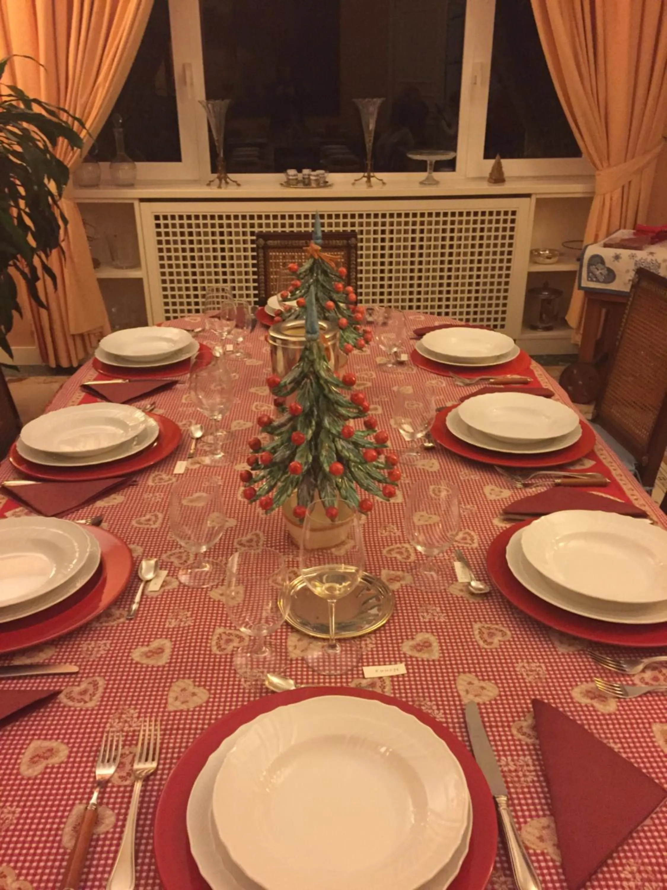 Dining area in La Gaura Guest House