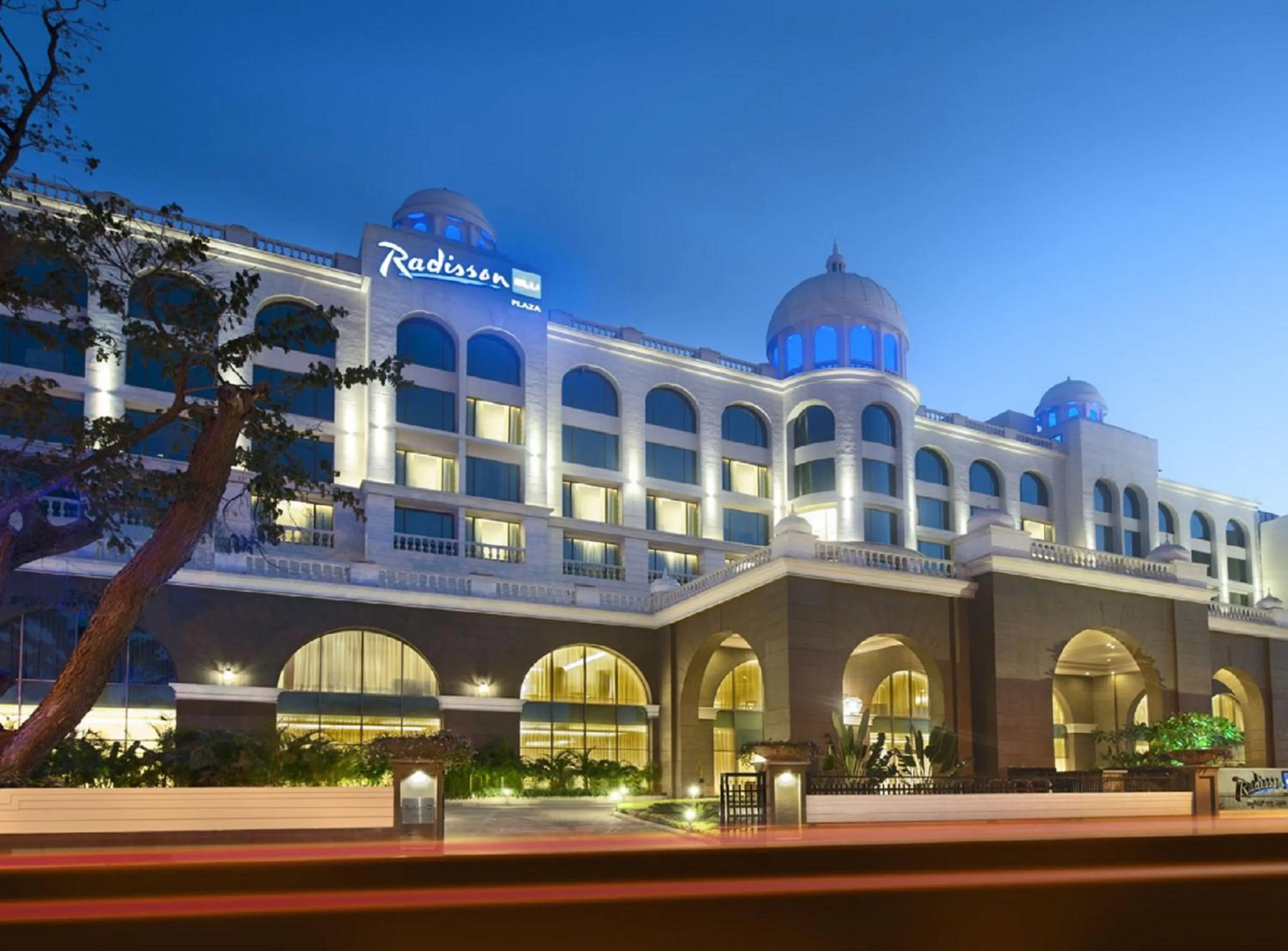 Facade/entrance in Radisson Blu Plaza Hotel Mysore