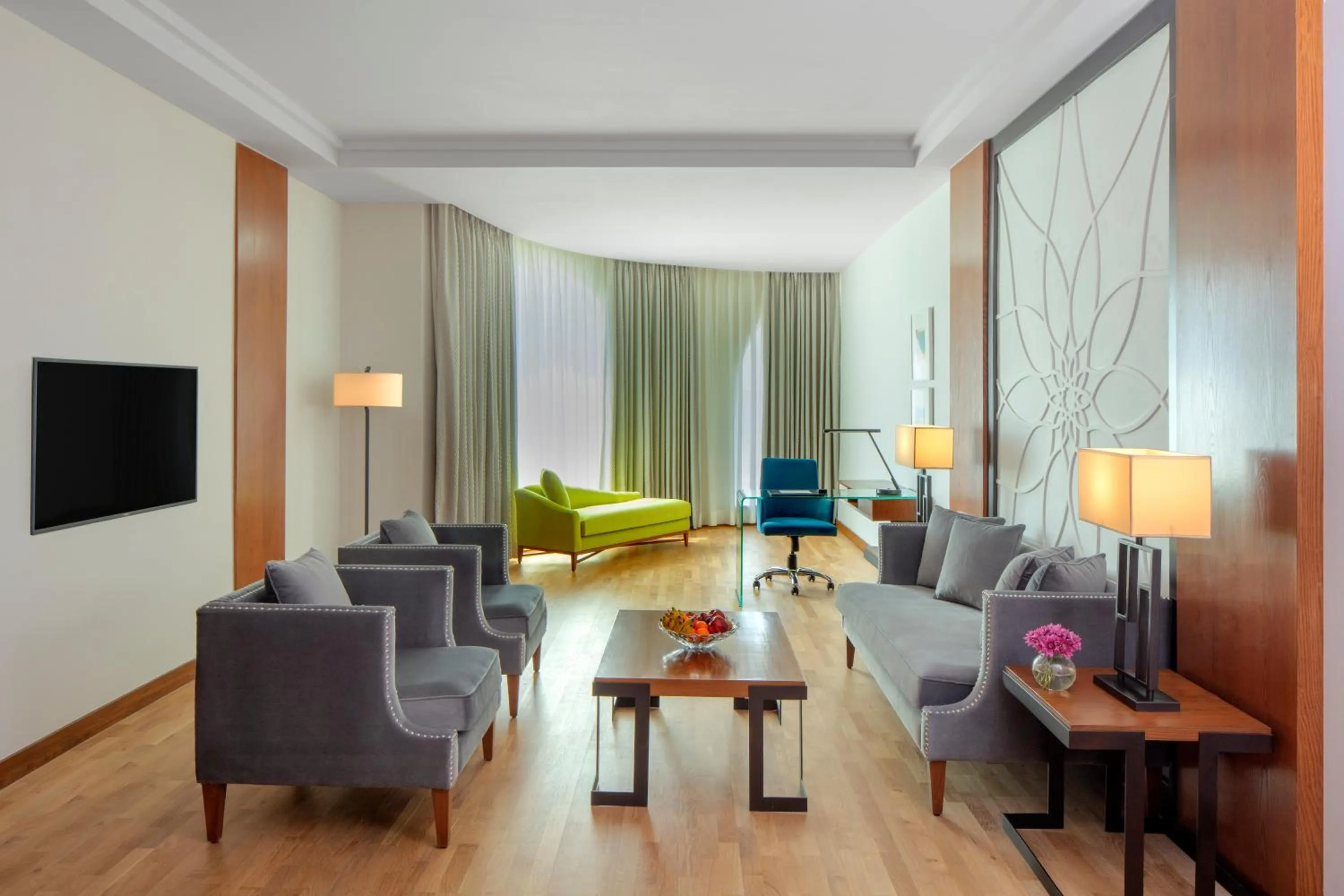 Living room in Radisson Blu Plaza Hotel Mysore