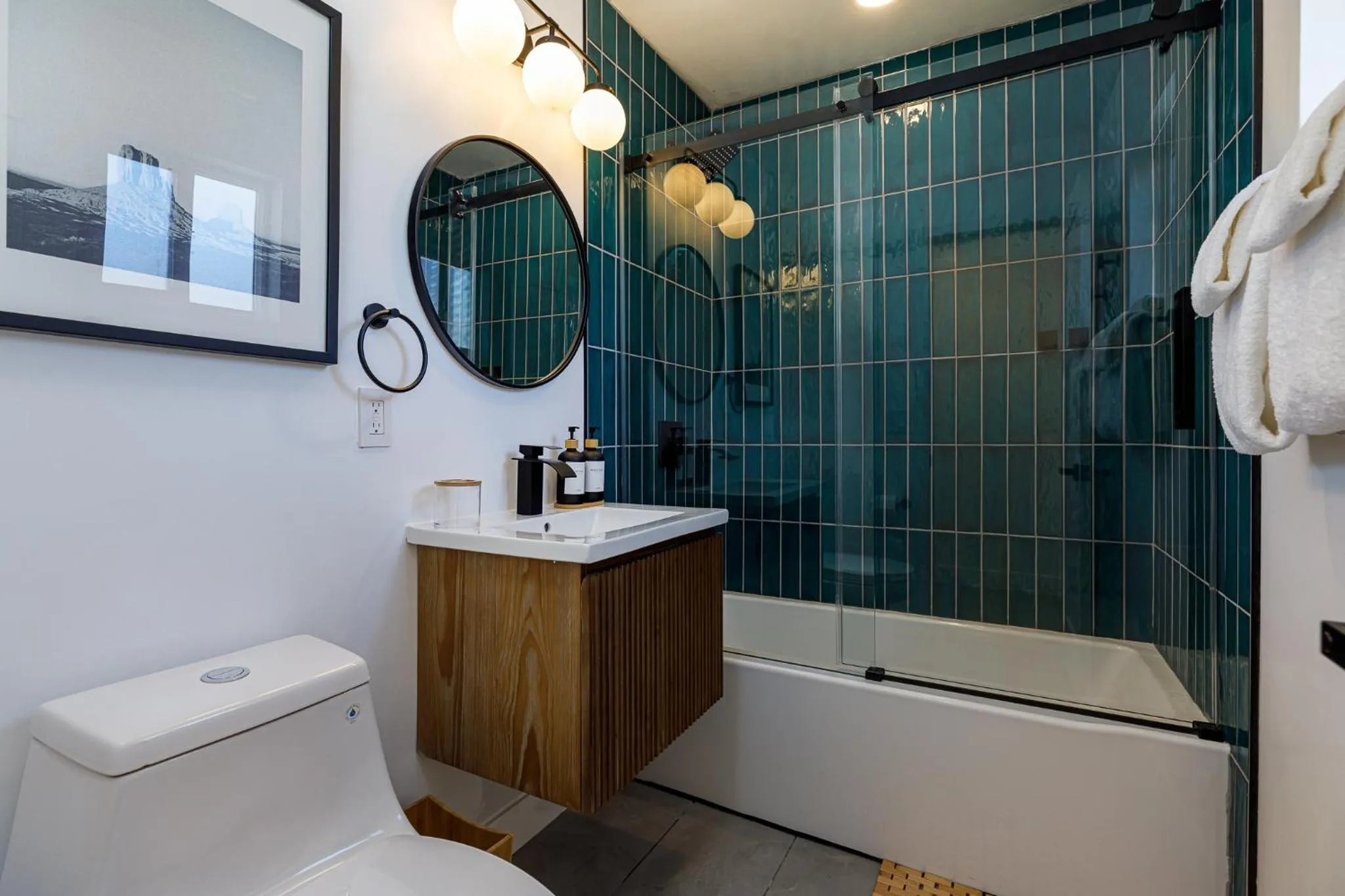 Shower in Quail Park Lodge