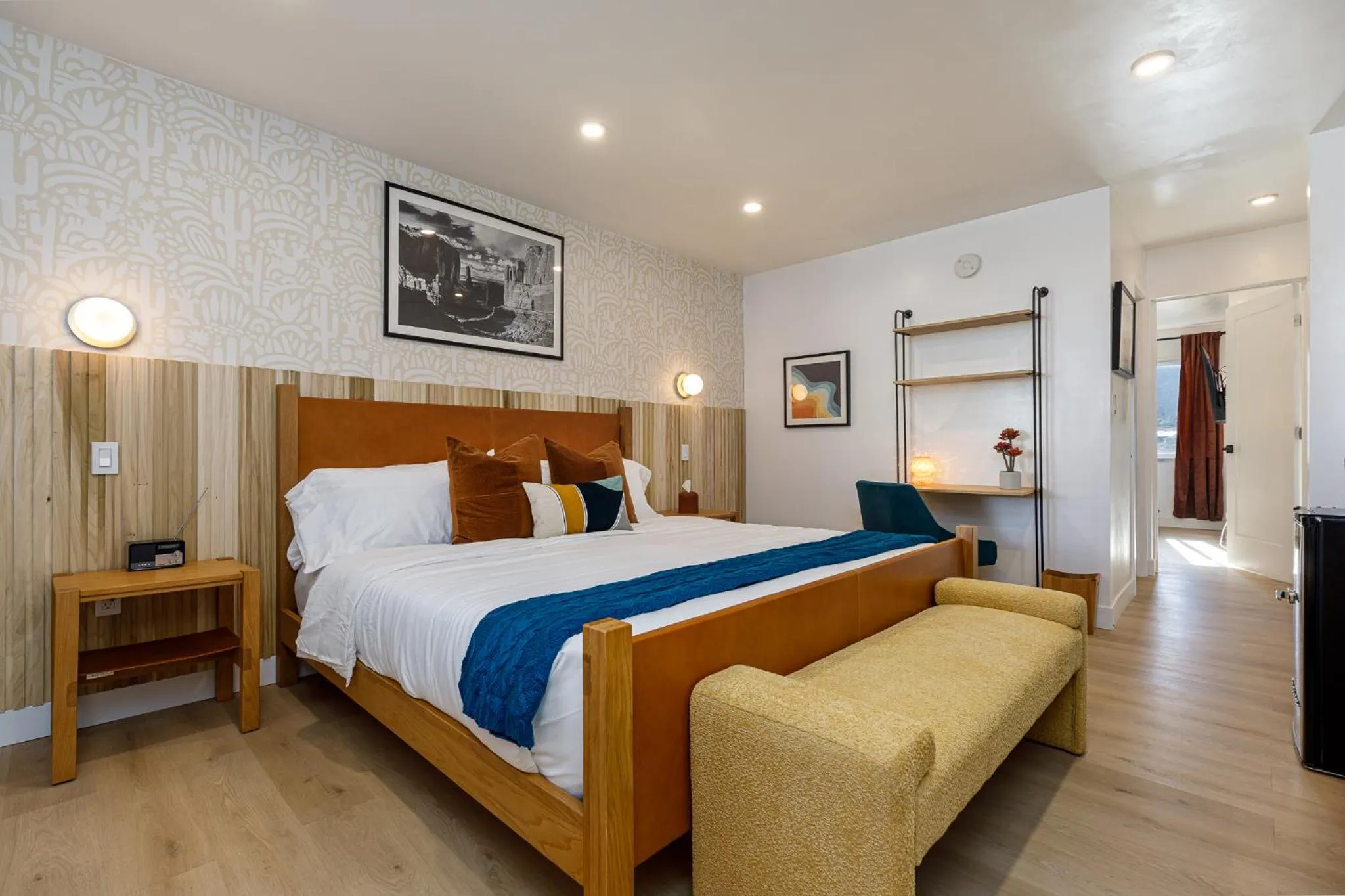 Photo of the whole room, Bed in Quail Park Lodge