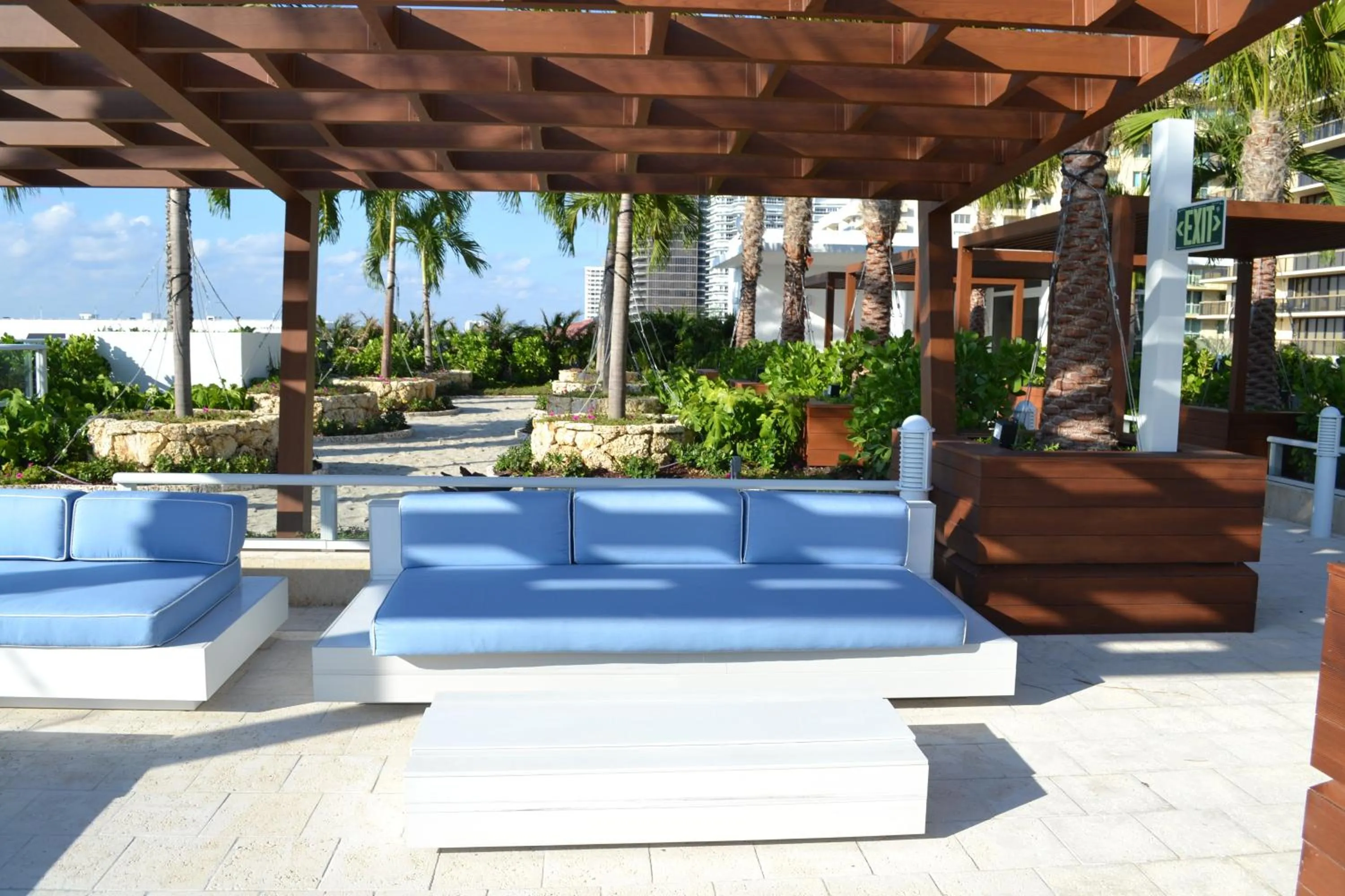 Swimming pool in Grand Beach Hotel Surfside West