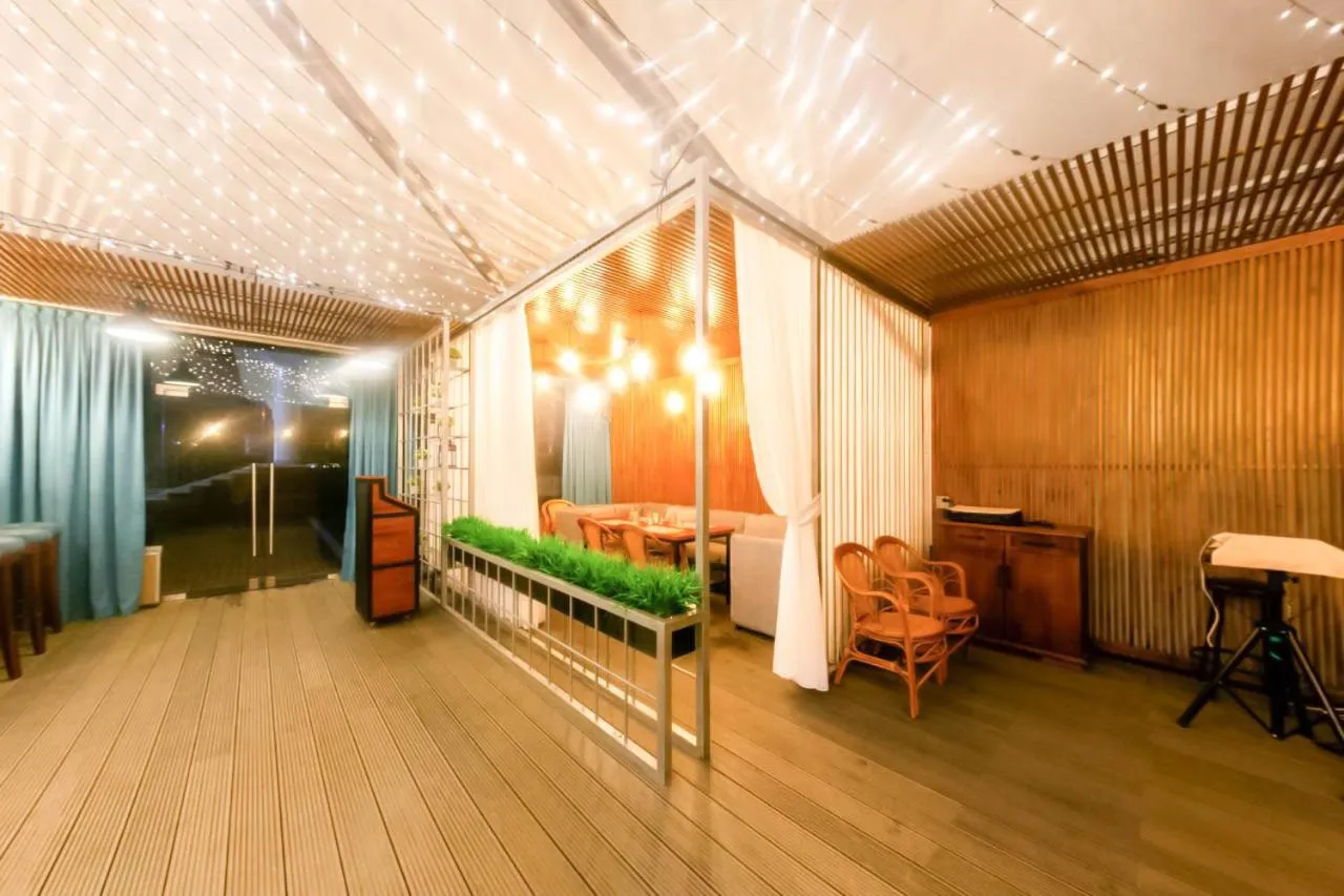 Evening entertainment in Dostyq Kokshetau