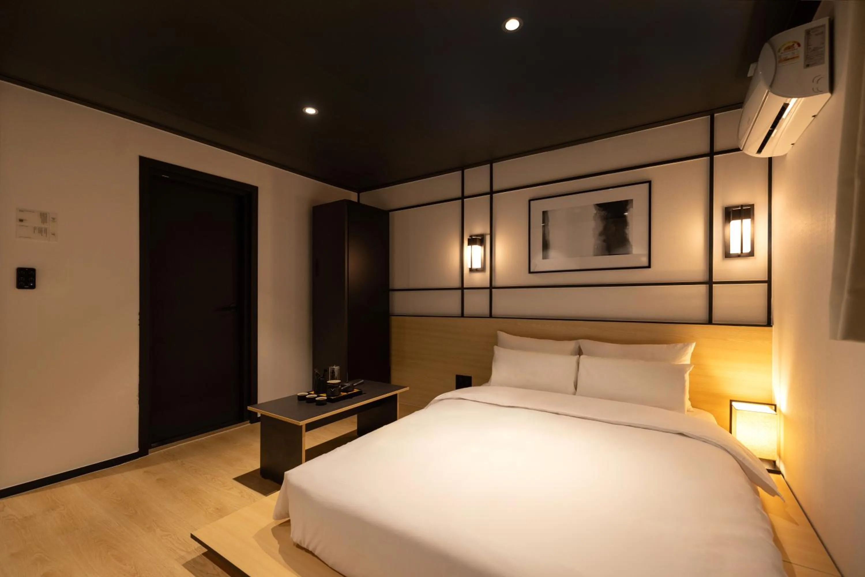Bed in Mitasuya Ryokan Hotel Incheon by Aank