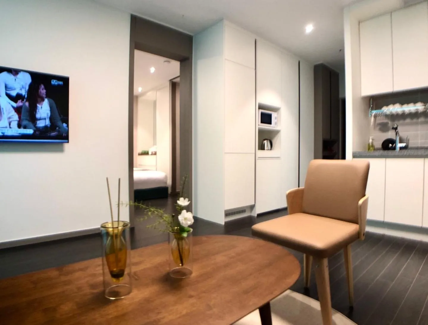 Living room in Golden Planet Hotel-Pyeongtaek Godeck