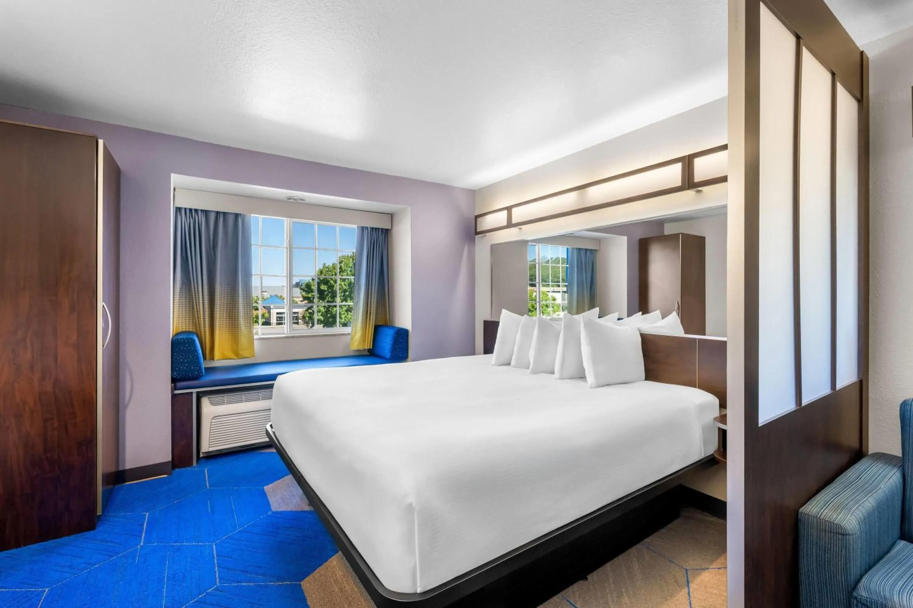 Photo of the whole room, Bed in Microtel Inn & Suites By Wyndham Conway