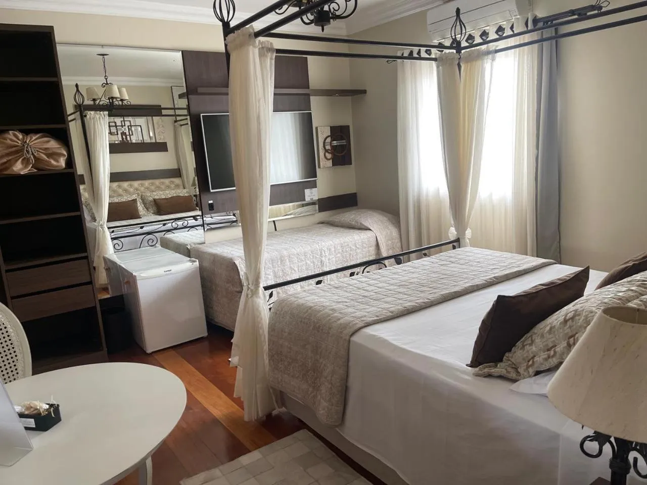 Photo of the whole room, Bed in Hotel Vivenda dos Sonhos