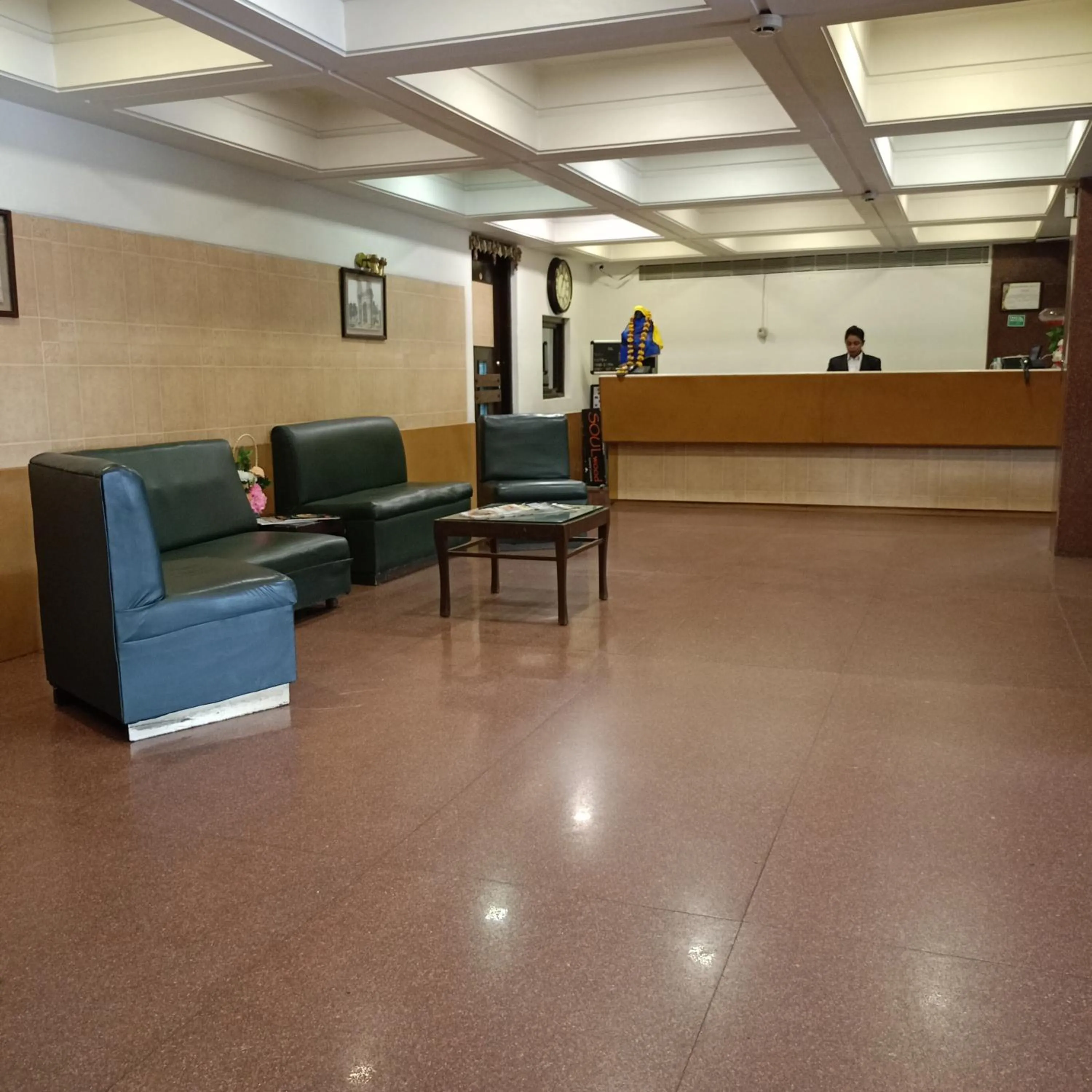Seating area in Hotel Heritage 2001, Nagpur