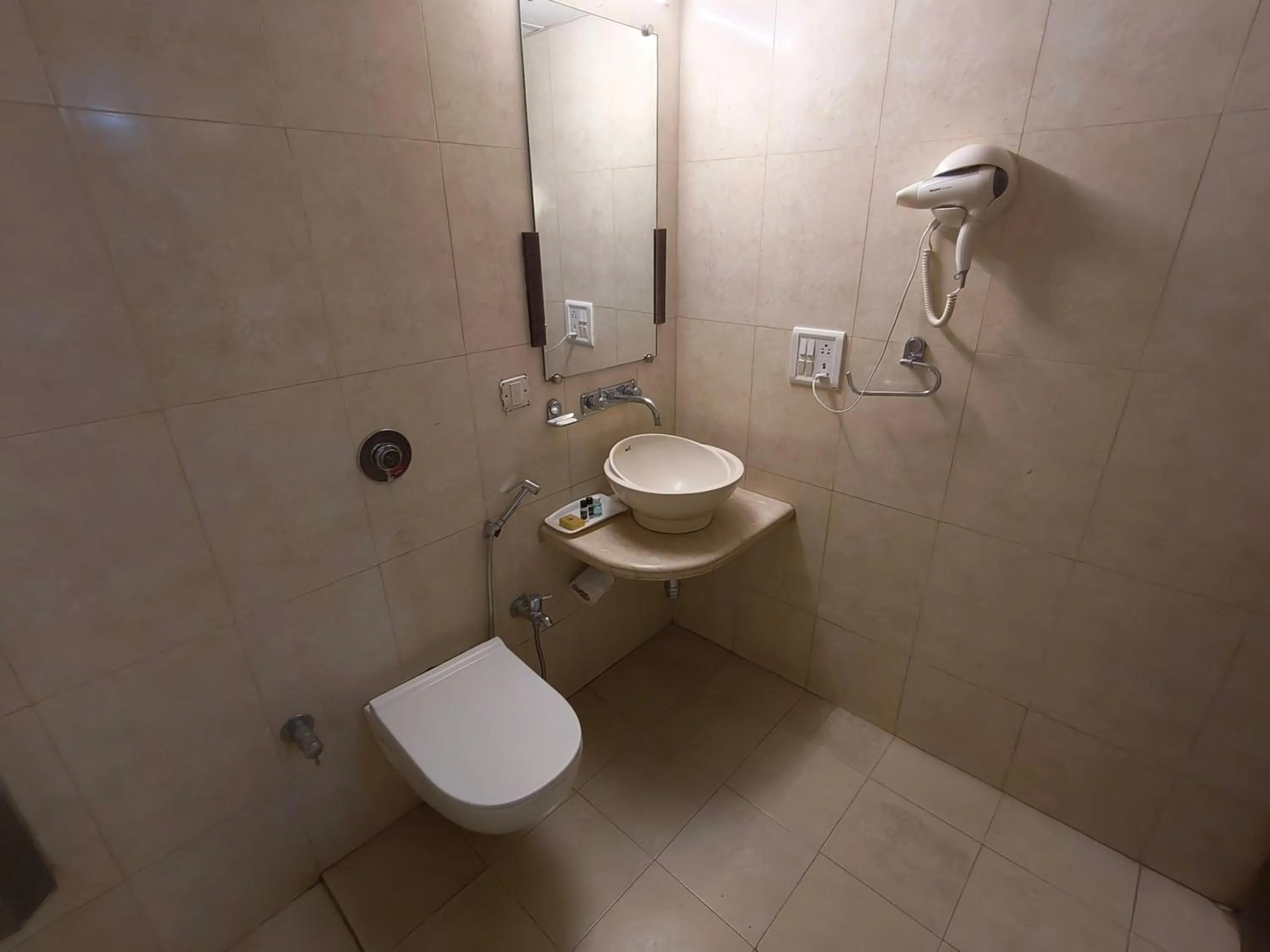 Bathroom in Hotel Heritage 2001, Nagpur