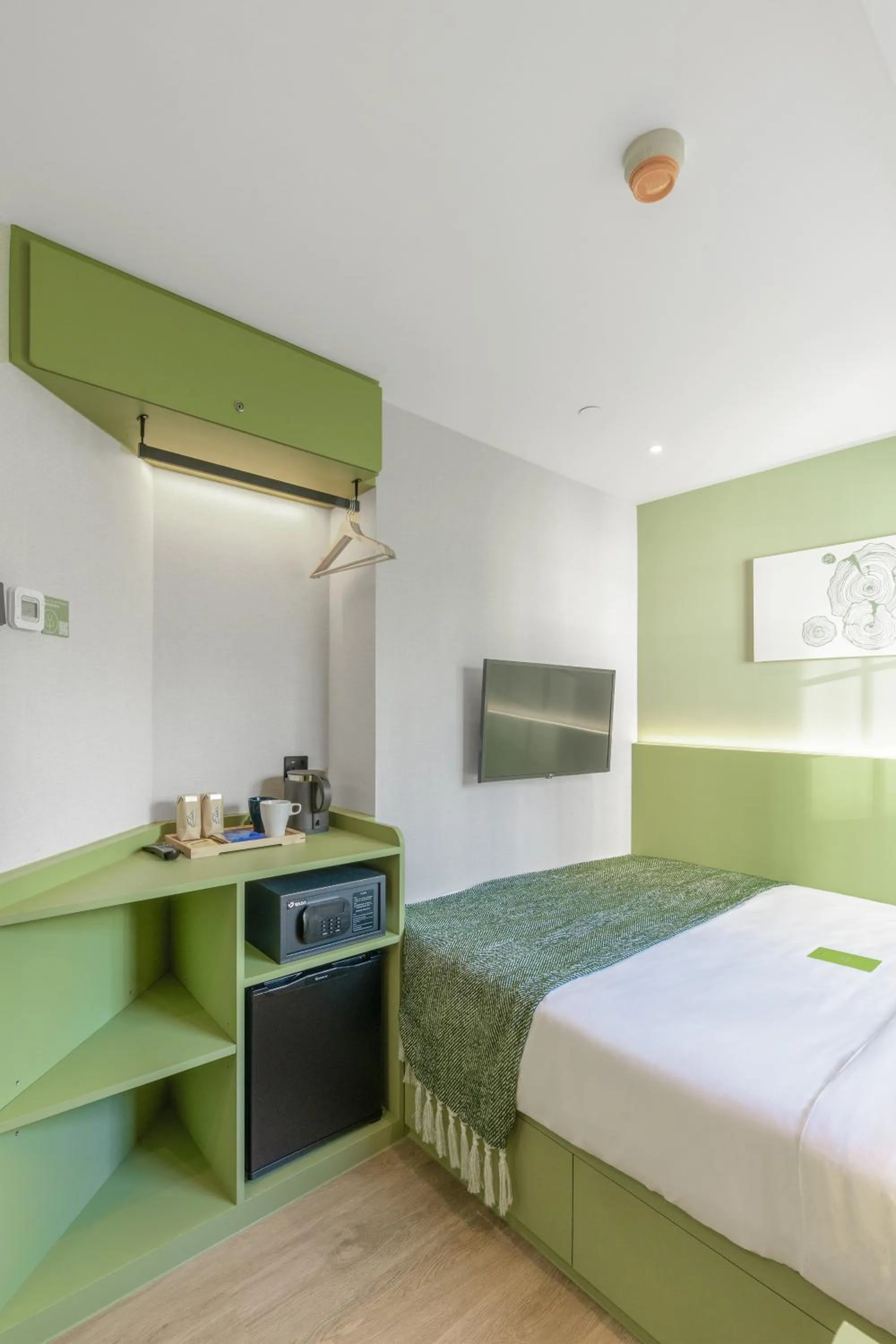 Bed in Urbanwood Hung Hom