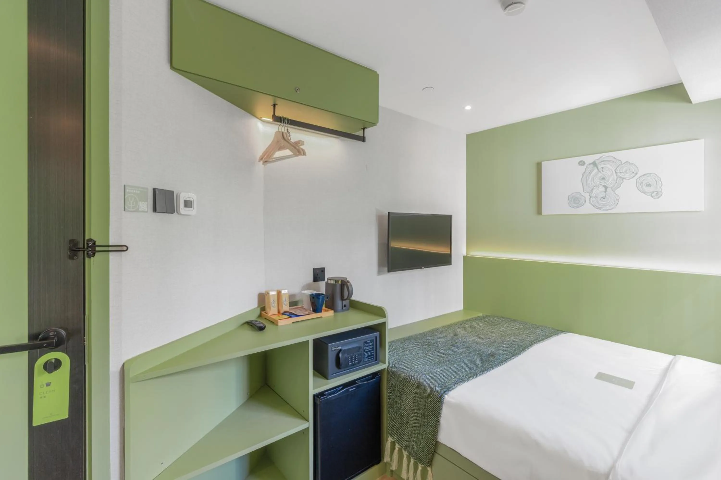 Bed in Urbanwood Hung Hom