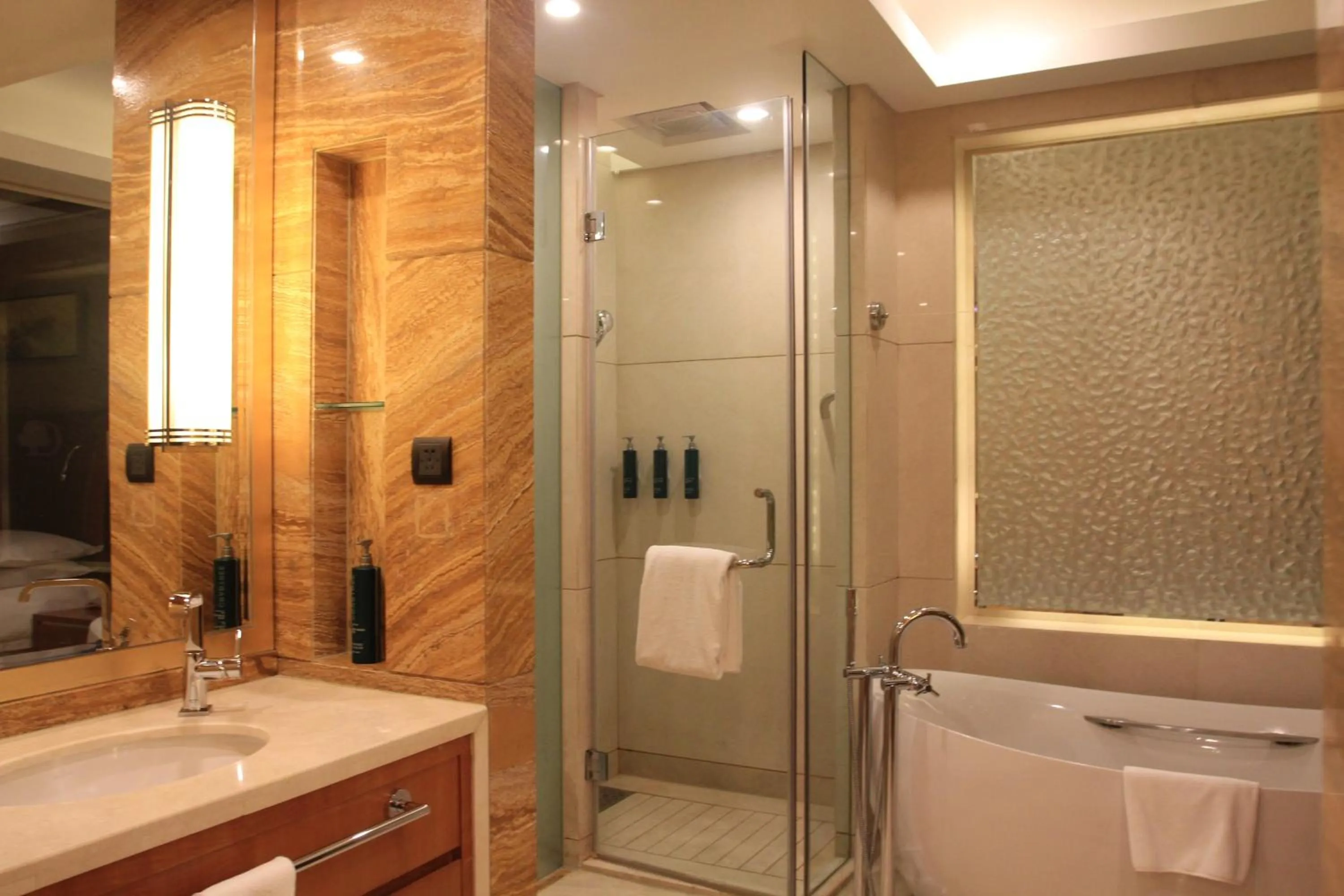 DoubleTree by Hilton Qinghai - Golmud