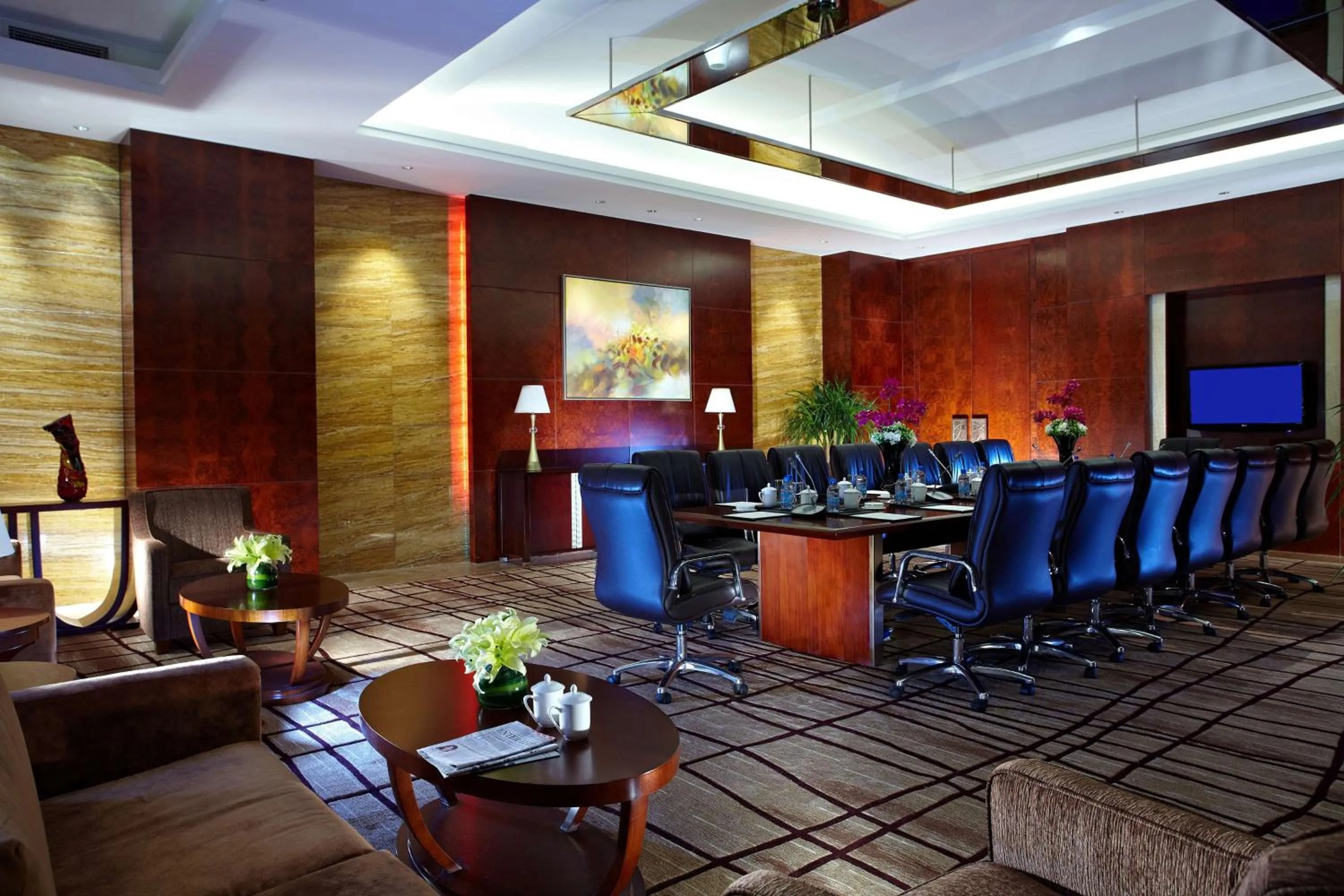 Meeting/conference room in DoubleTree by Hilton Qinghai - Golmud